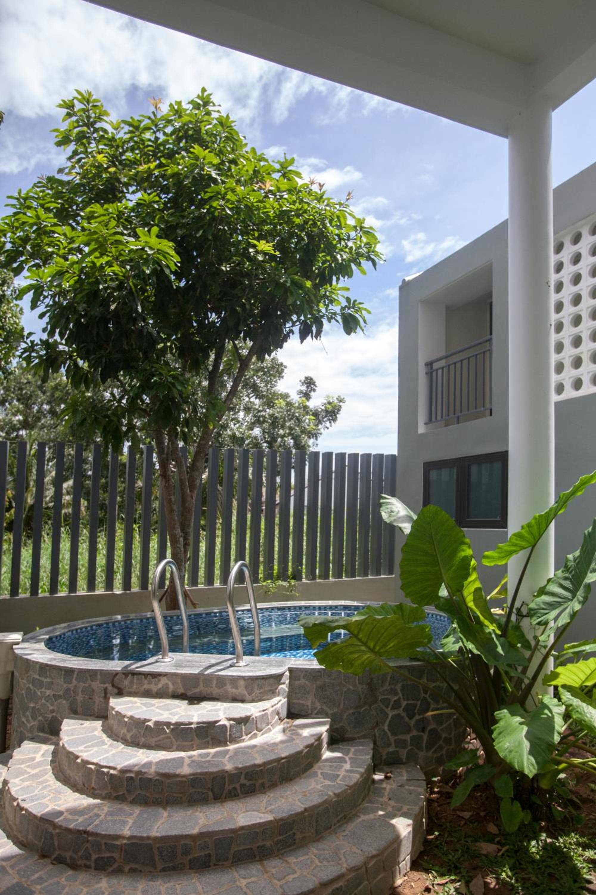 Michelia Apartments