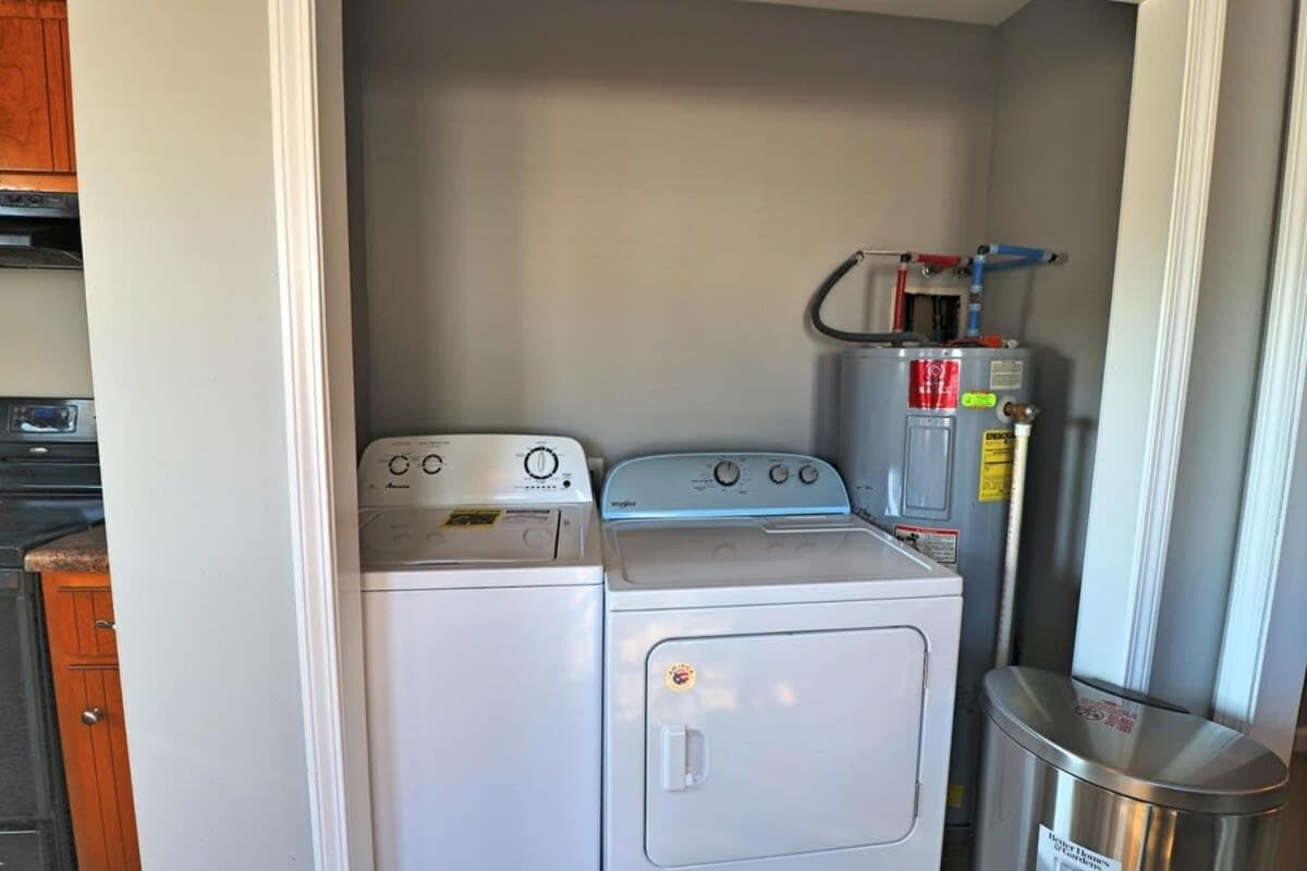 Beautiful cul-de-sac home with a fenced in yard!