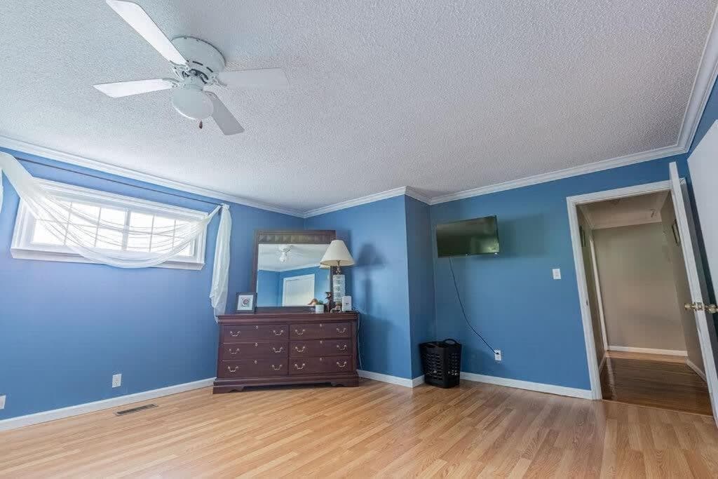 Charming 3-Bedroom Home in Rossville, GA - Family Retreat