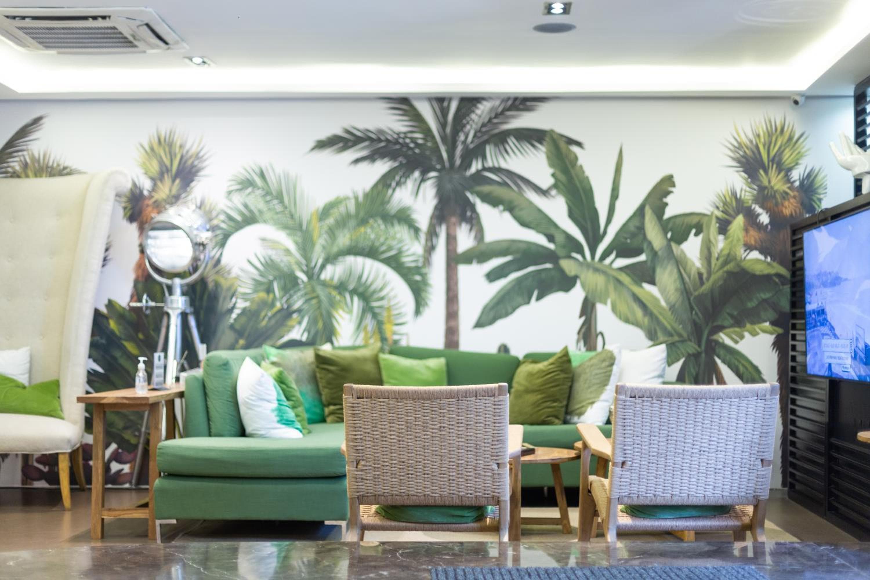 lounge