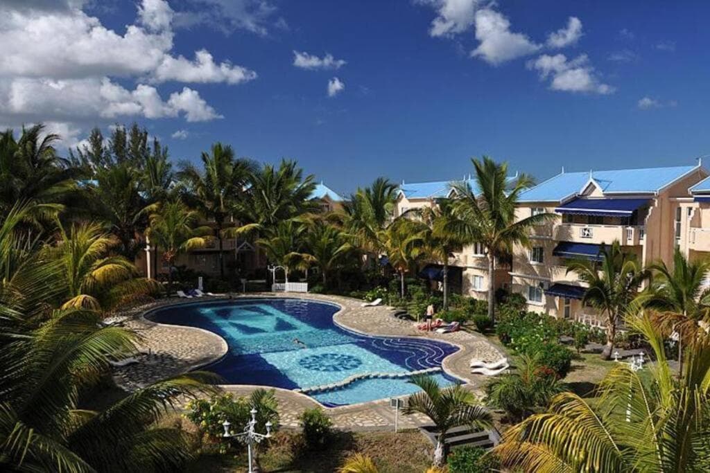 Salty But Sweet- RESIDENCE LE DATTIER