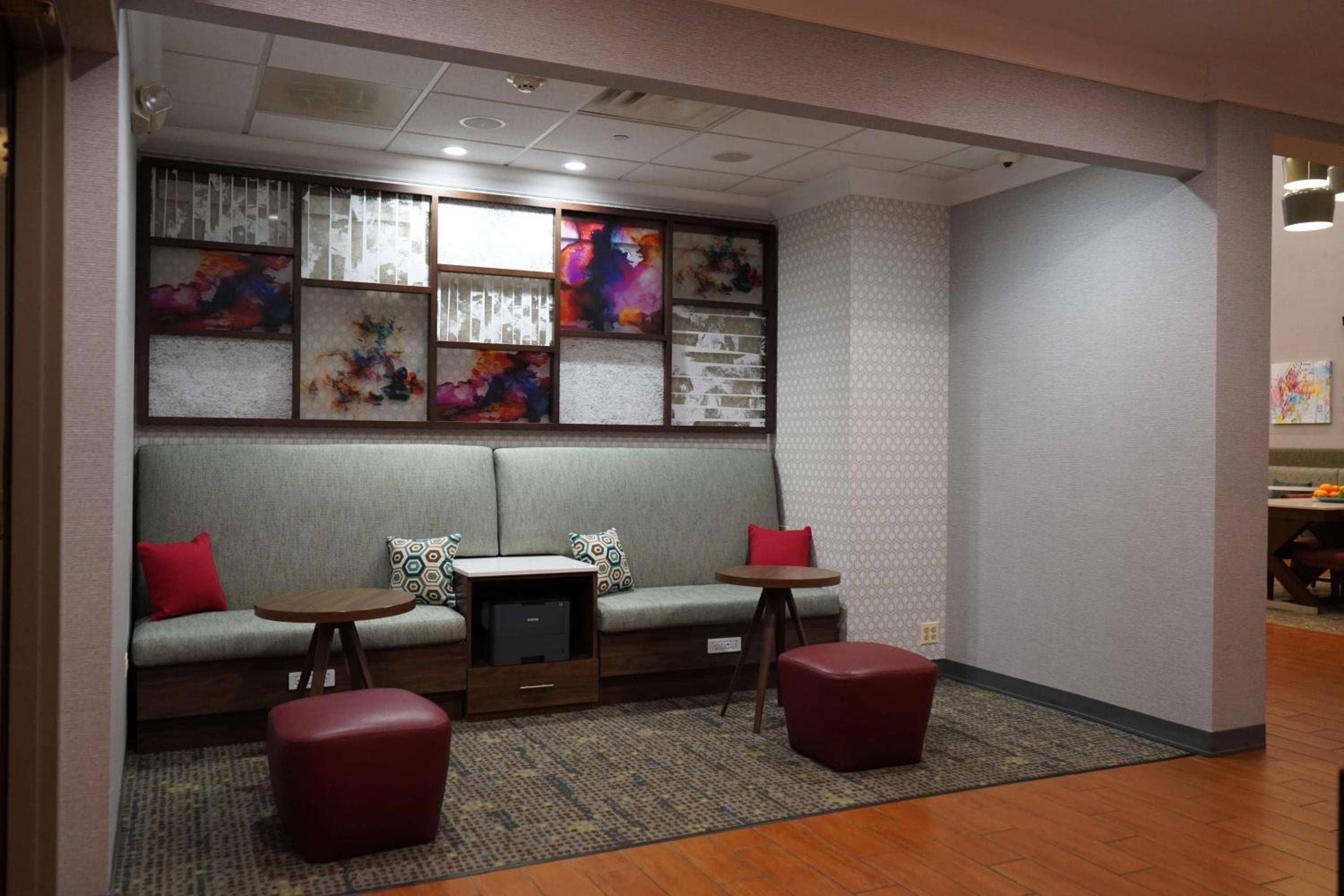 Hampton Inn & Suites Chicago/Aurora