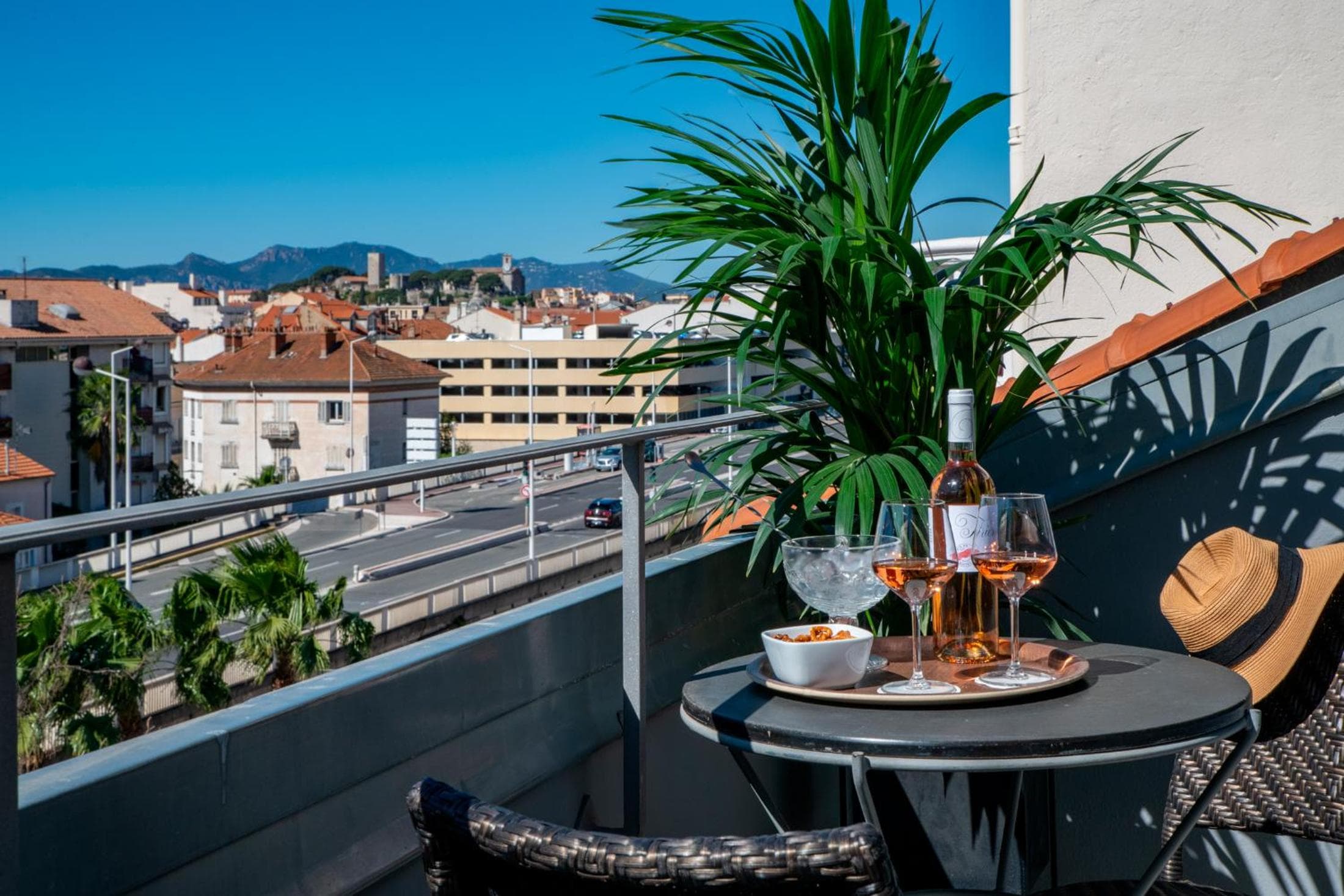 GOLDEN TULIP CANNES HOTEL de PARIS
