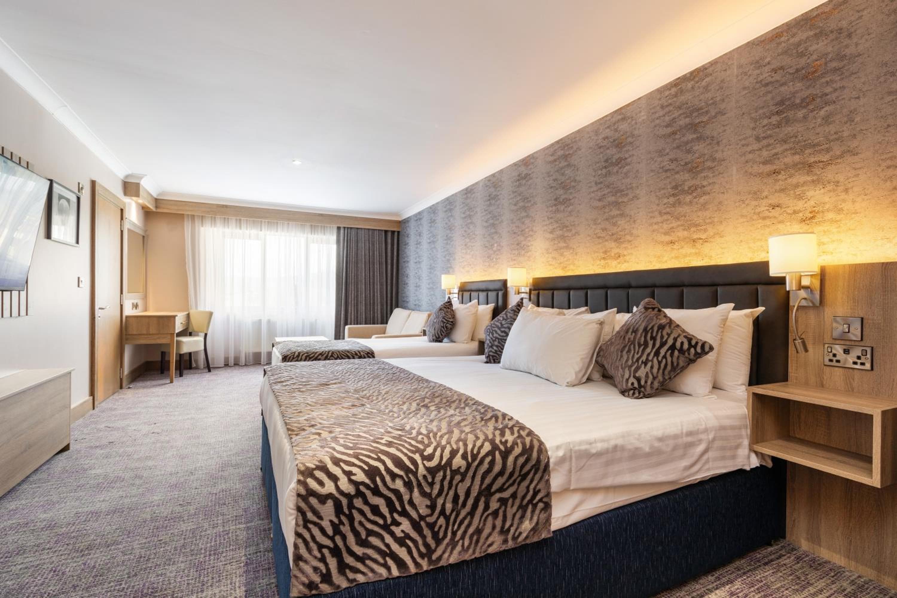 Rochestown Lodge Hotel