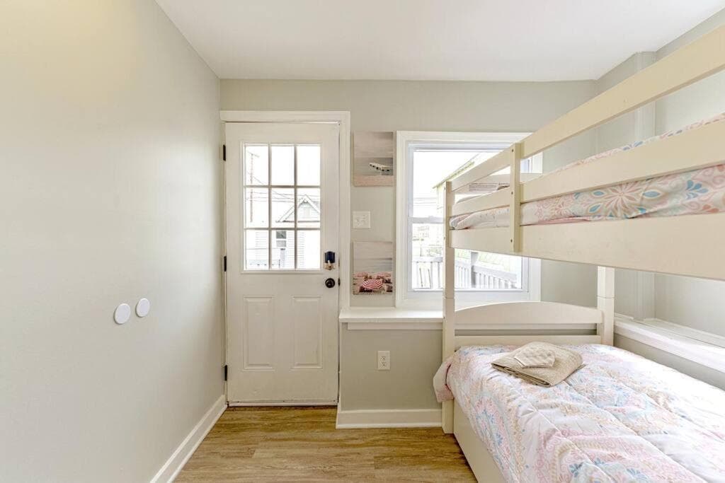 Angela's Beach Bungalow
