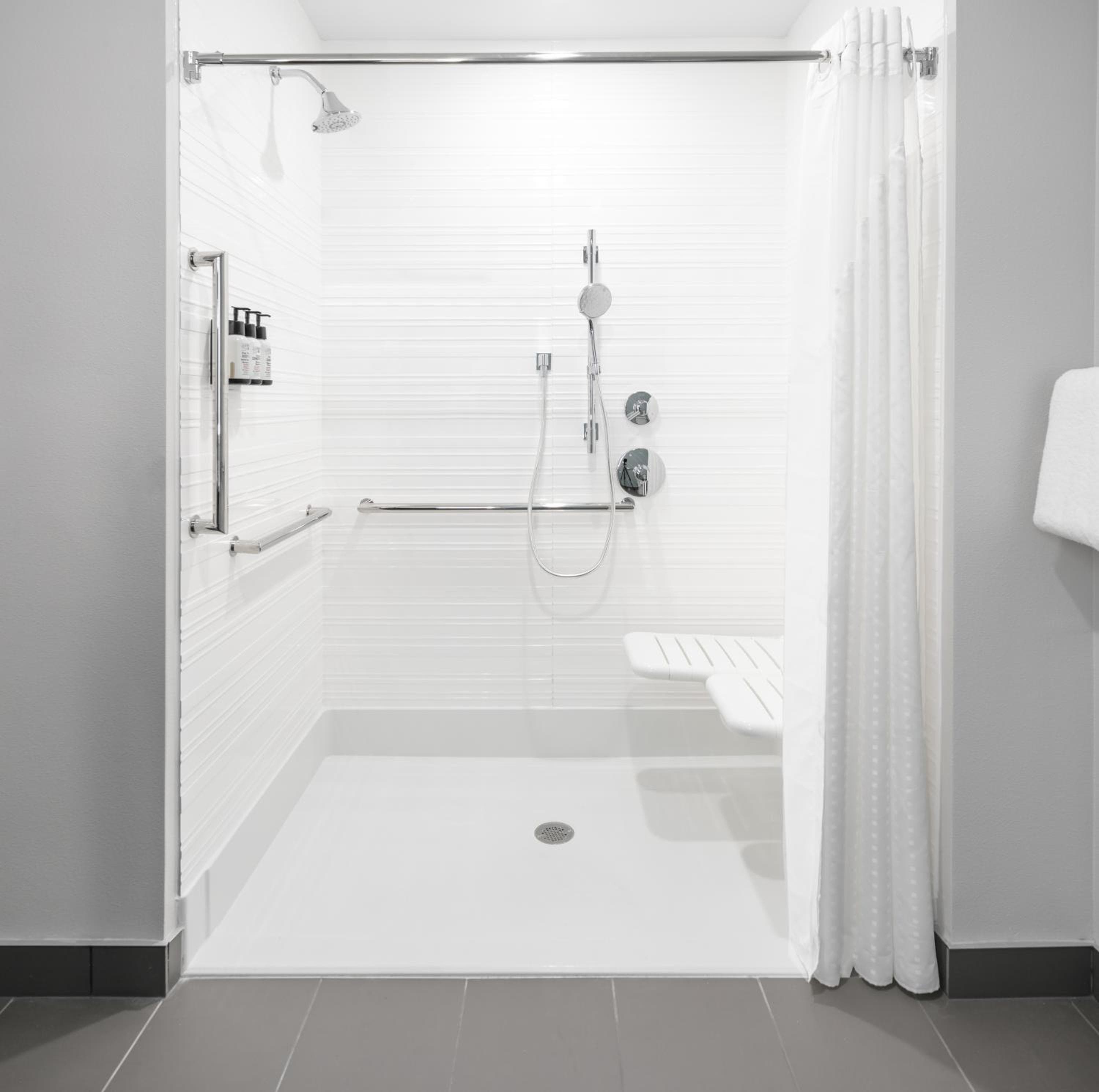 Avid Hotels - Roseville - Minneapolis North by IHG