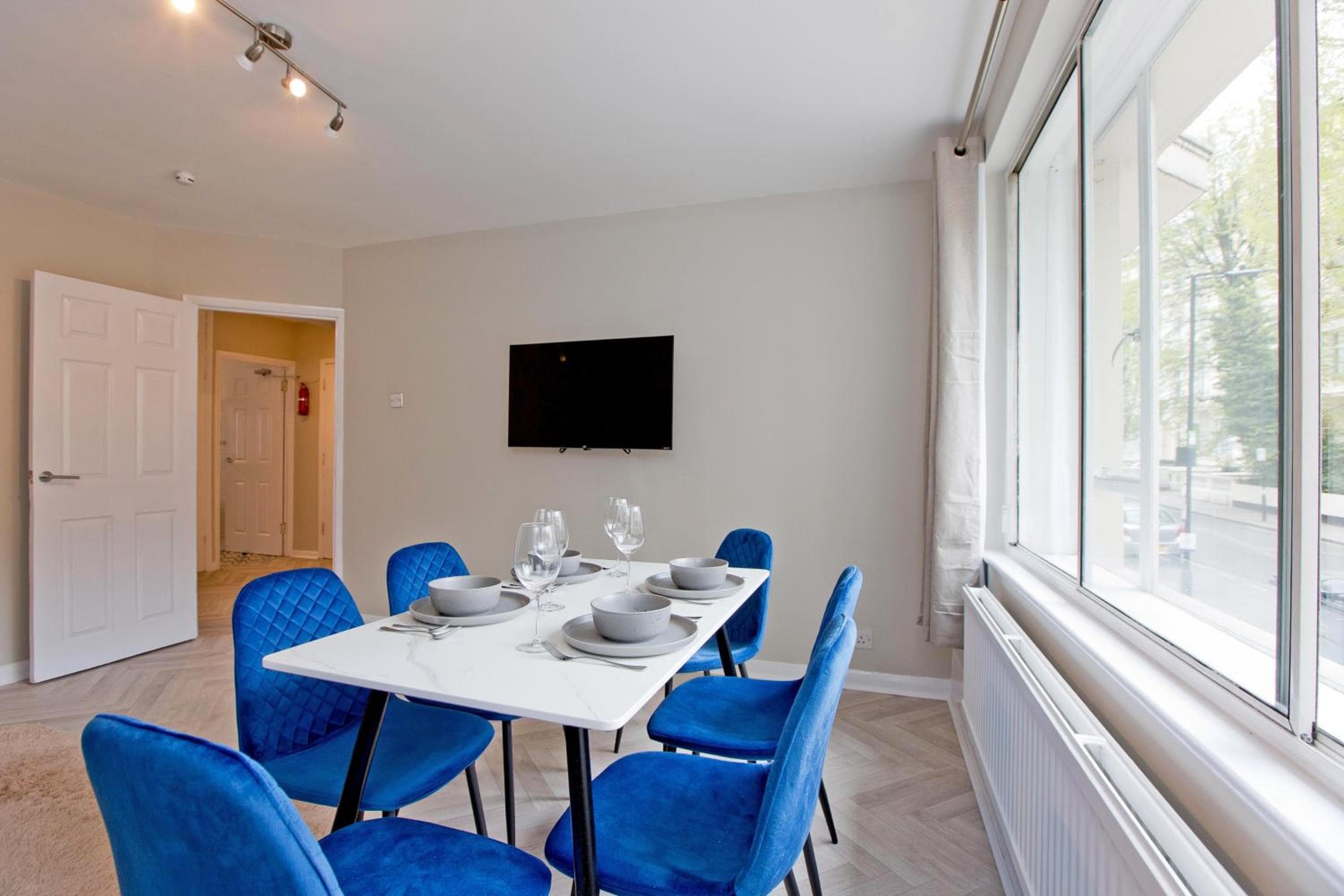 Imperial Leinster Garden Apartment