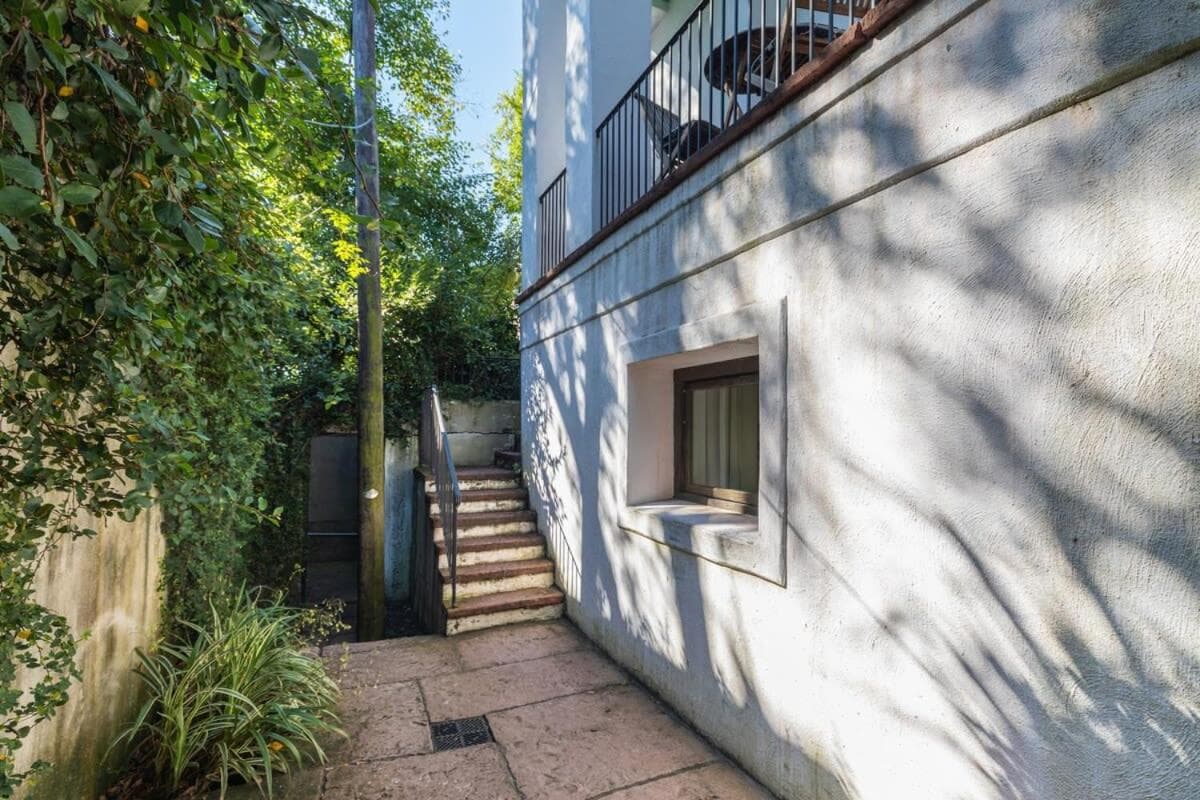 European Influences in the Heart of Charleston