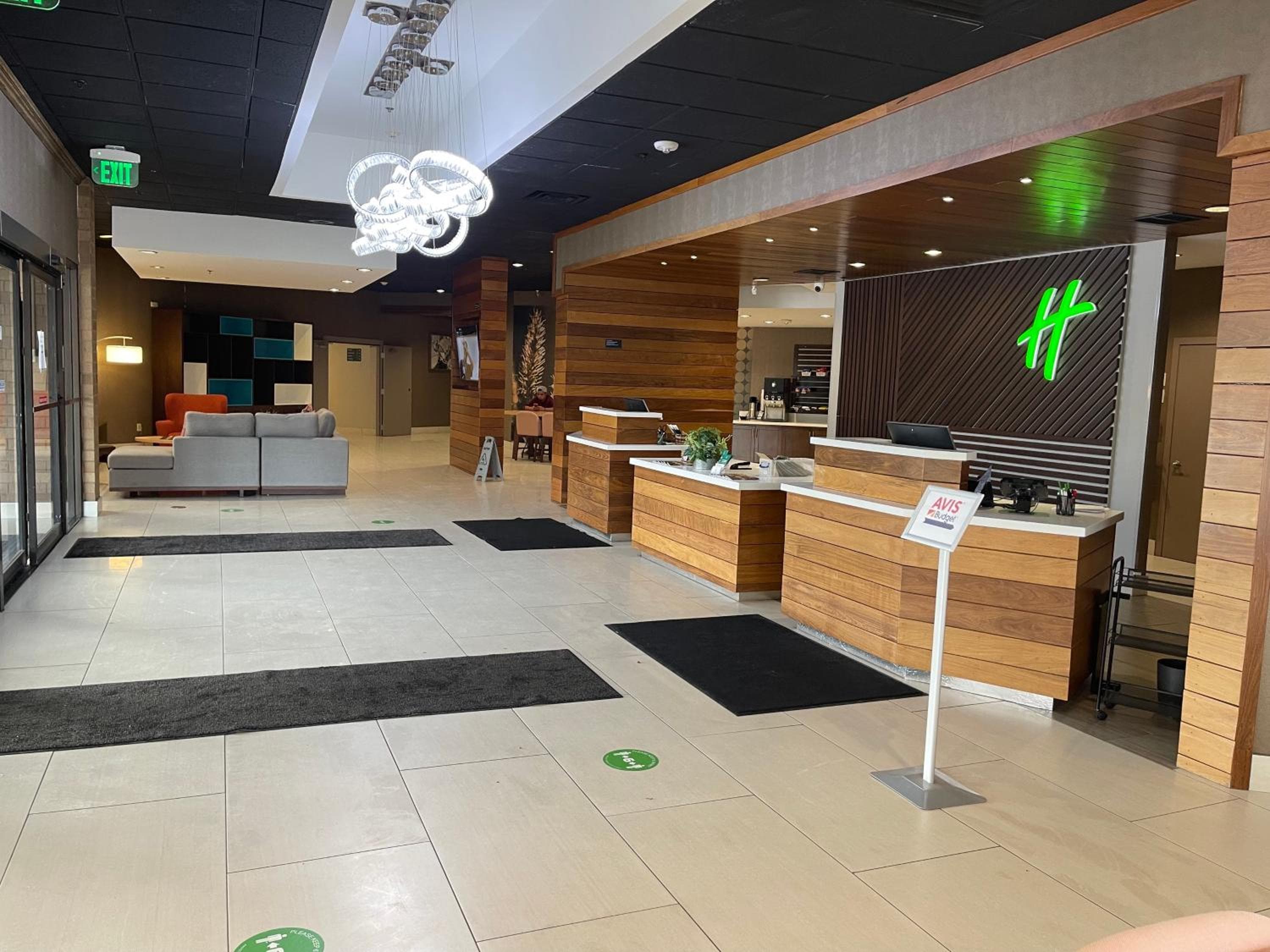 Holiday Inn Brookfield - Milwaukee by IHG