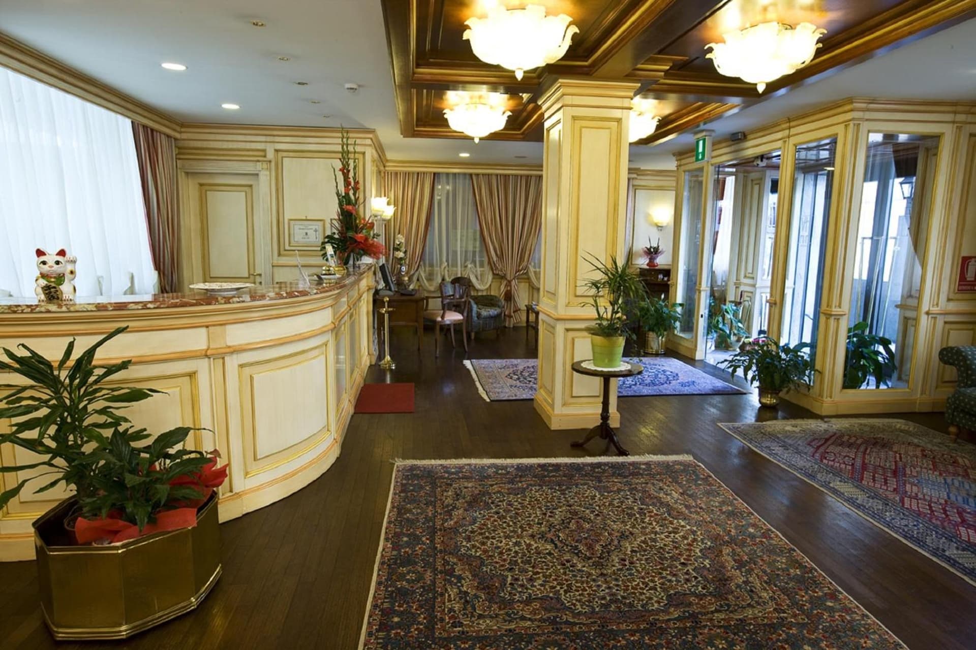 Hotel De La Ville