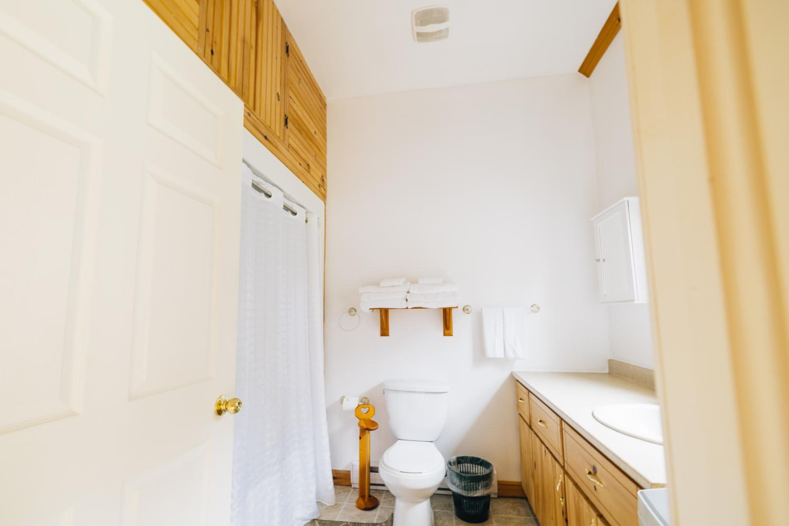 53 Forest Hills Lane - Cavendish Guest Cottages