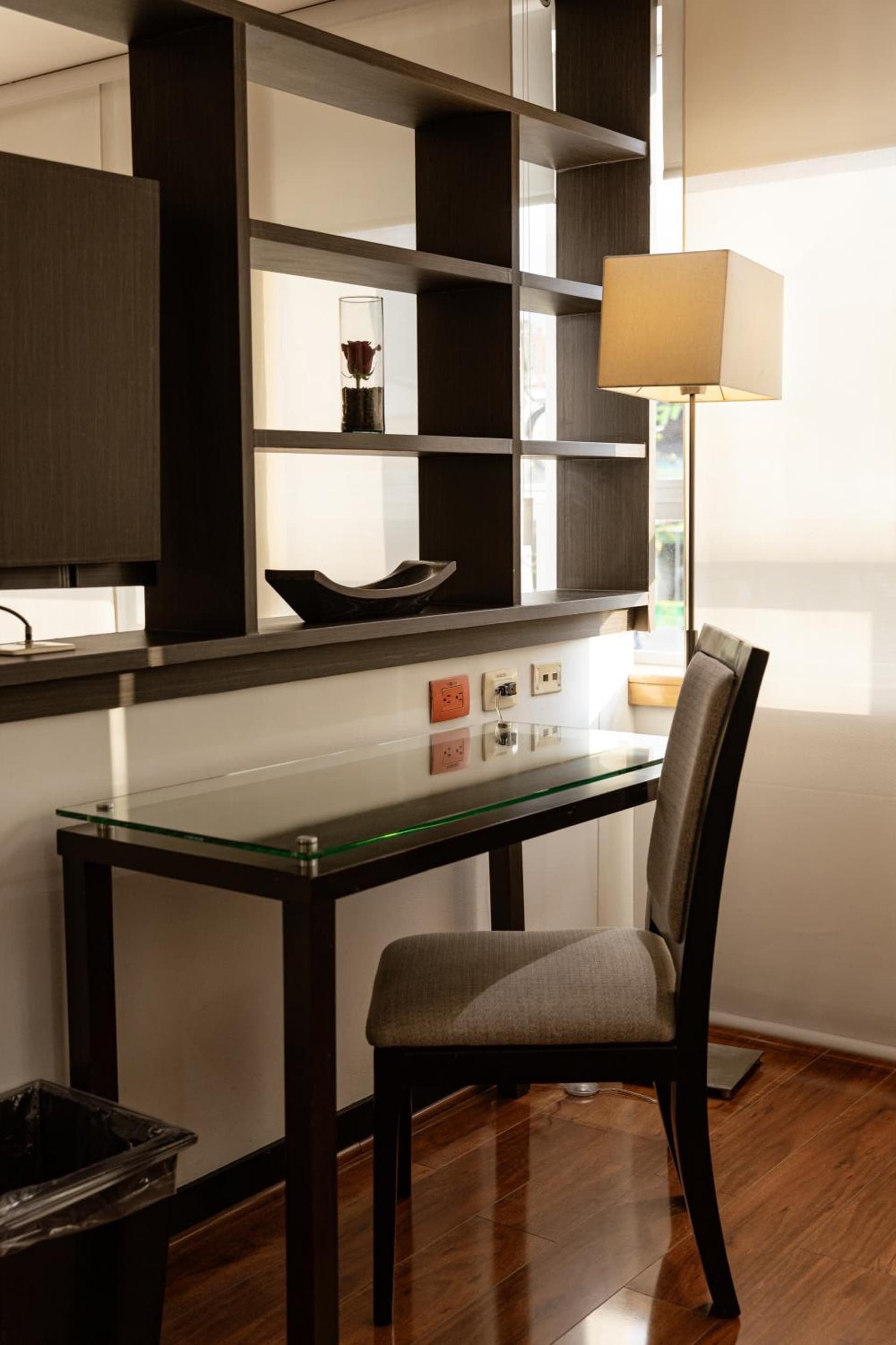 One Sixteen Hotel