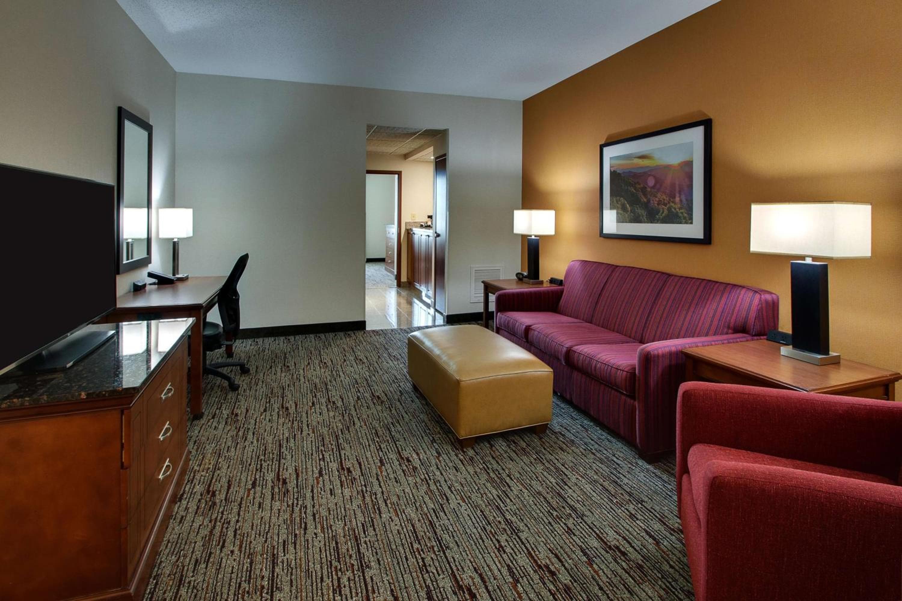 Drury Inn & Suites Charlotte Northlake