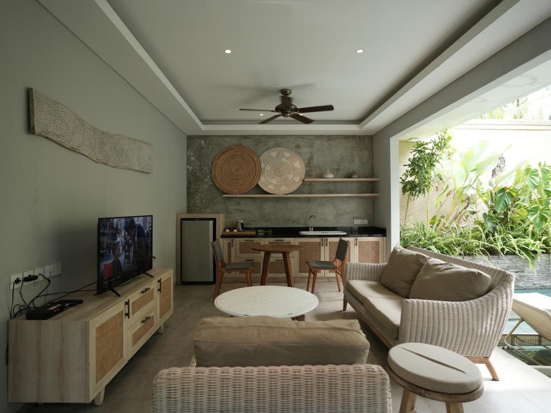 Daun Lebar Villas