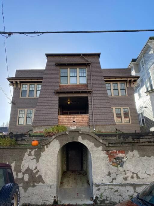Historic Downtown Flat, #3