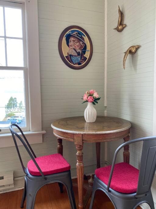 Historic Downtown Flat, #3