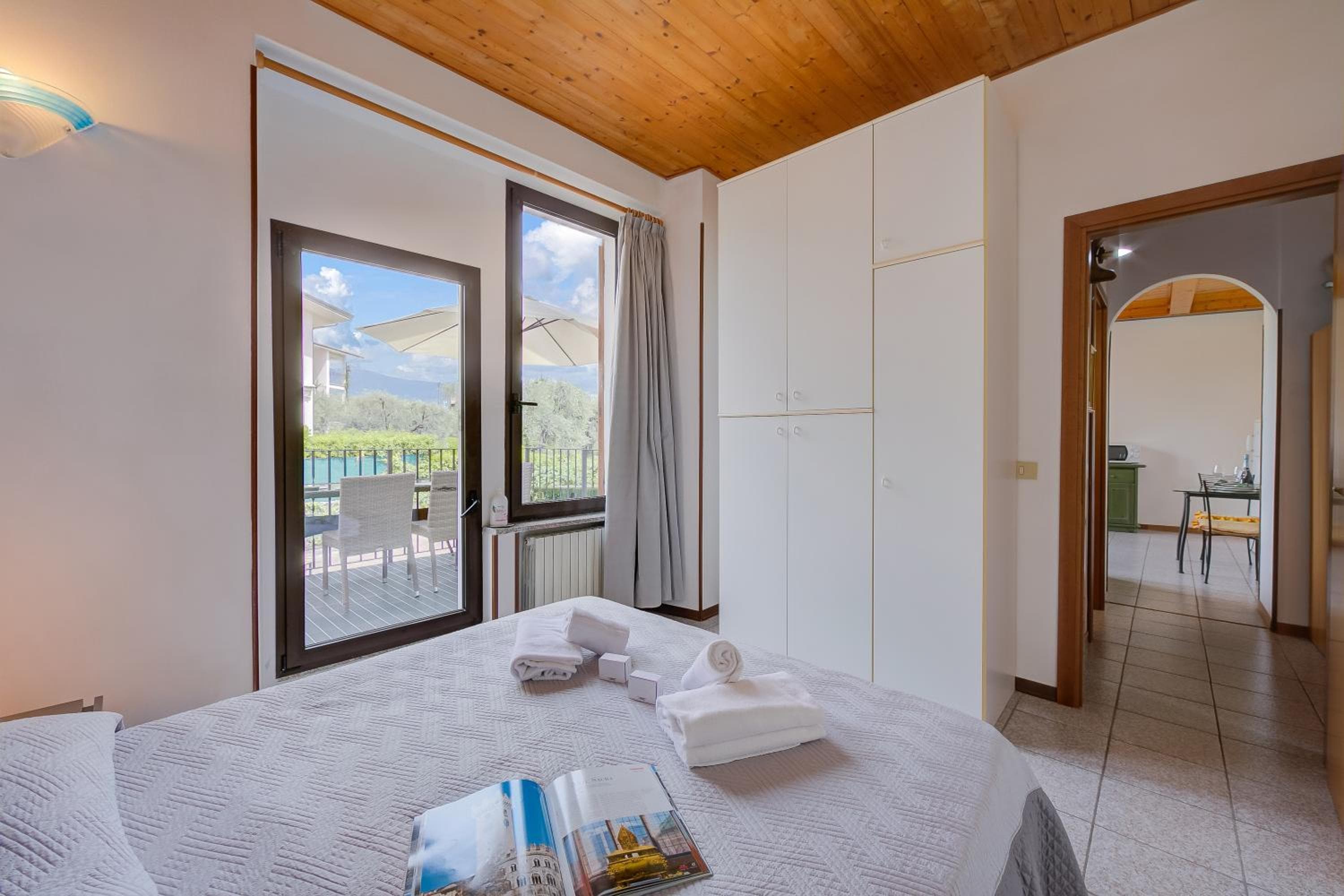 Al Peverì - private parking & near lake - Happy Rentals