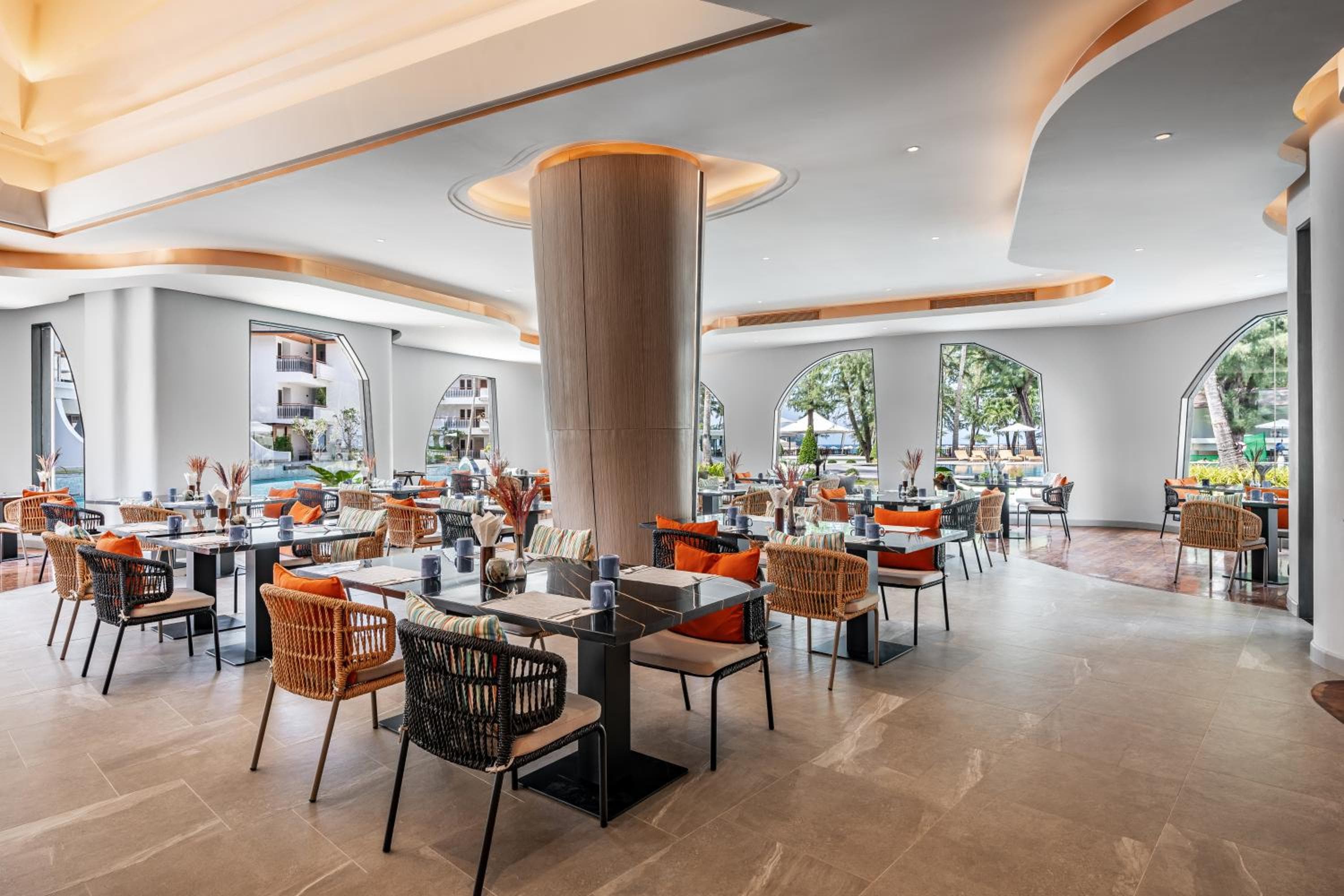 Amora Beach Resort Phuket
