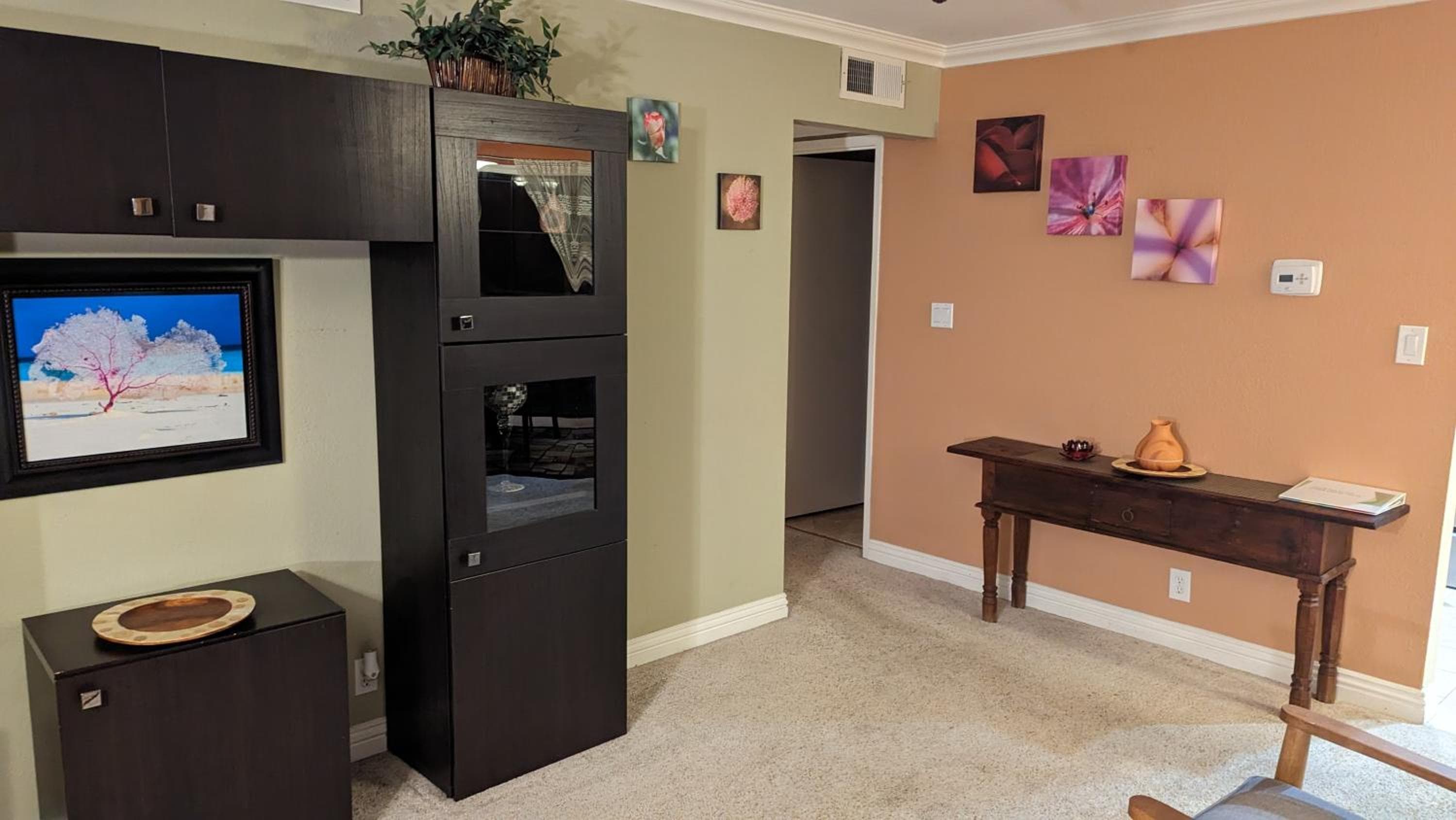 Spacious 2 bedroom 2 bath condo in the heart of Silicon Valley