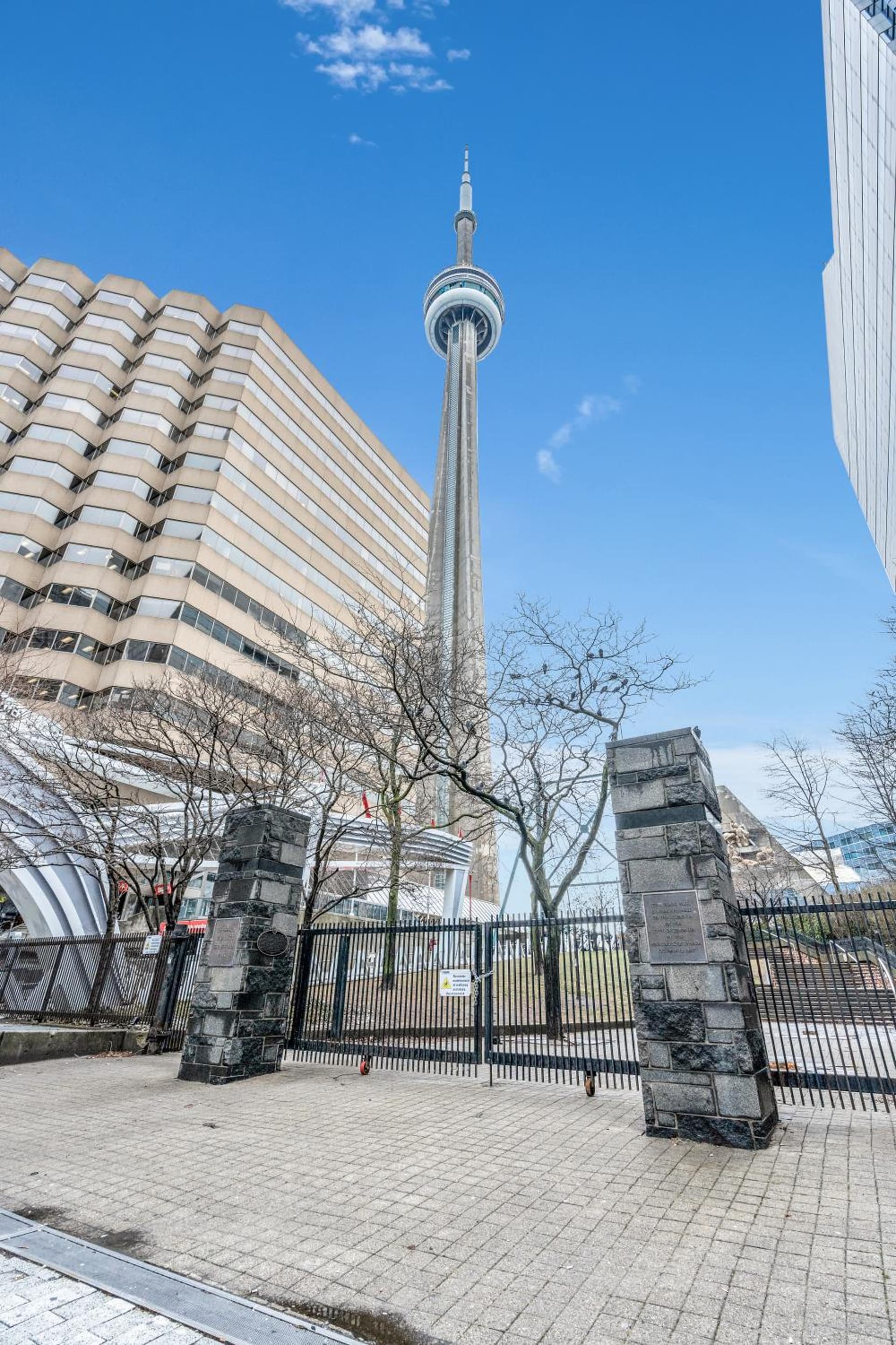 Modern Downtown Suites