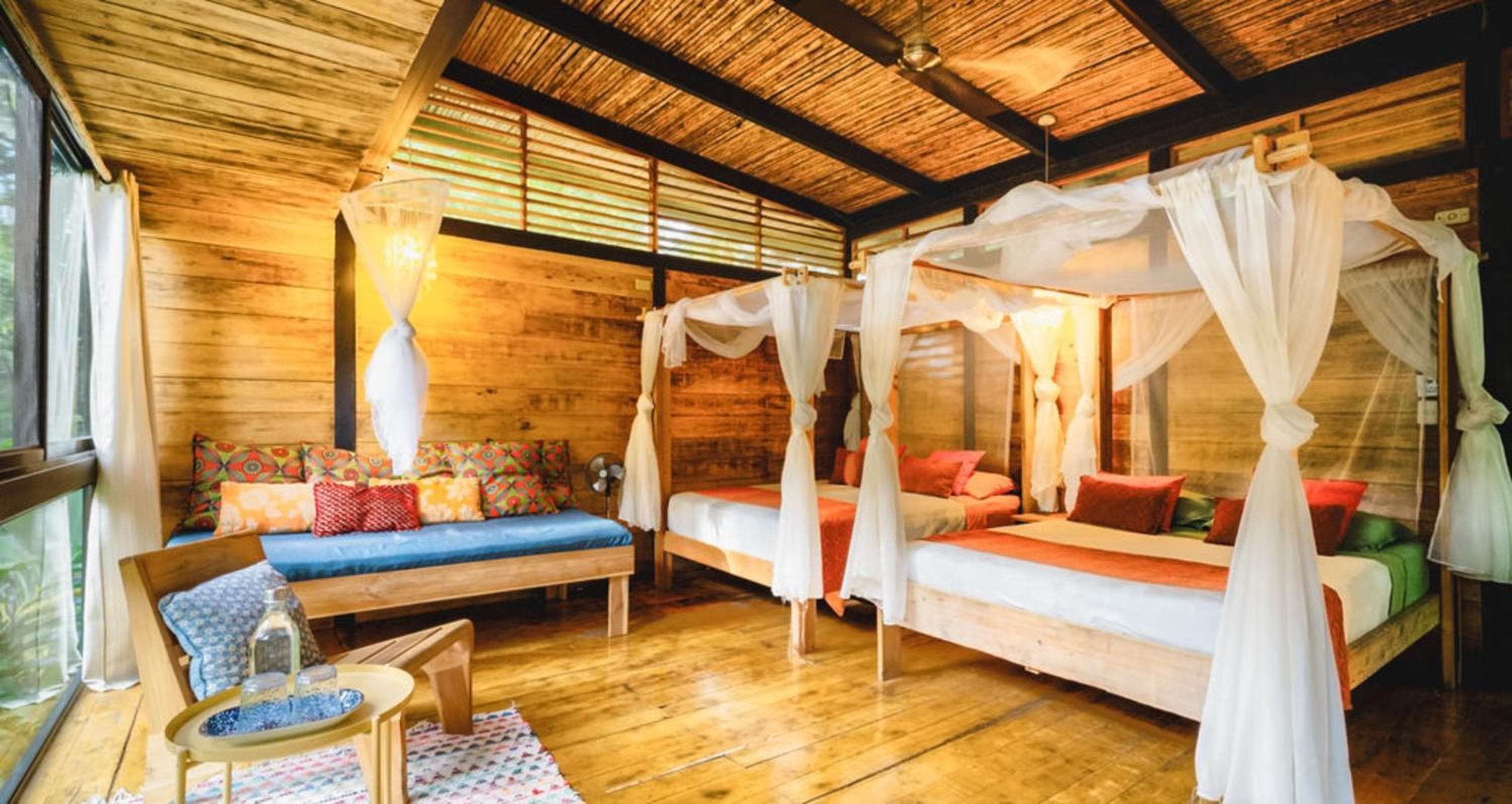 La Shamana - Ecological Concept in Jungle