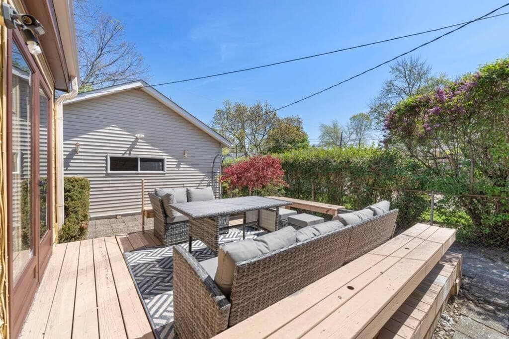 Urban Oasis - Kid Friendly - Quiet Street
