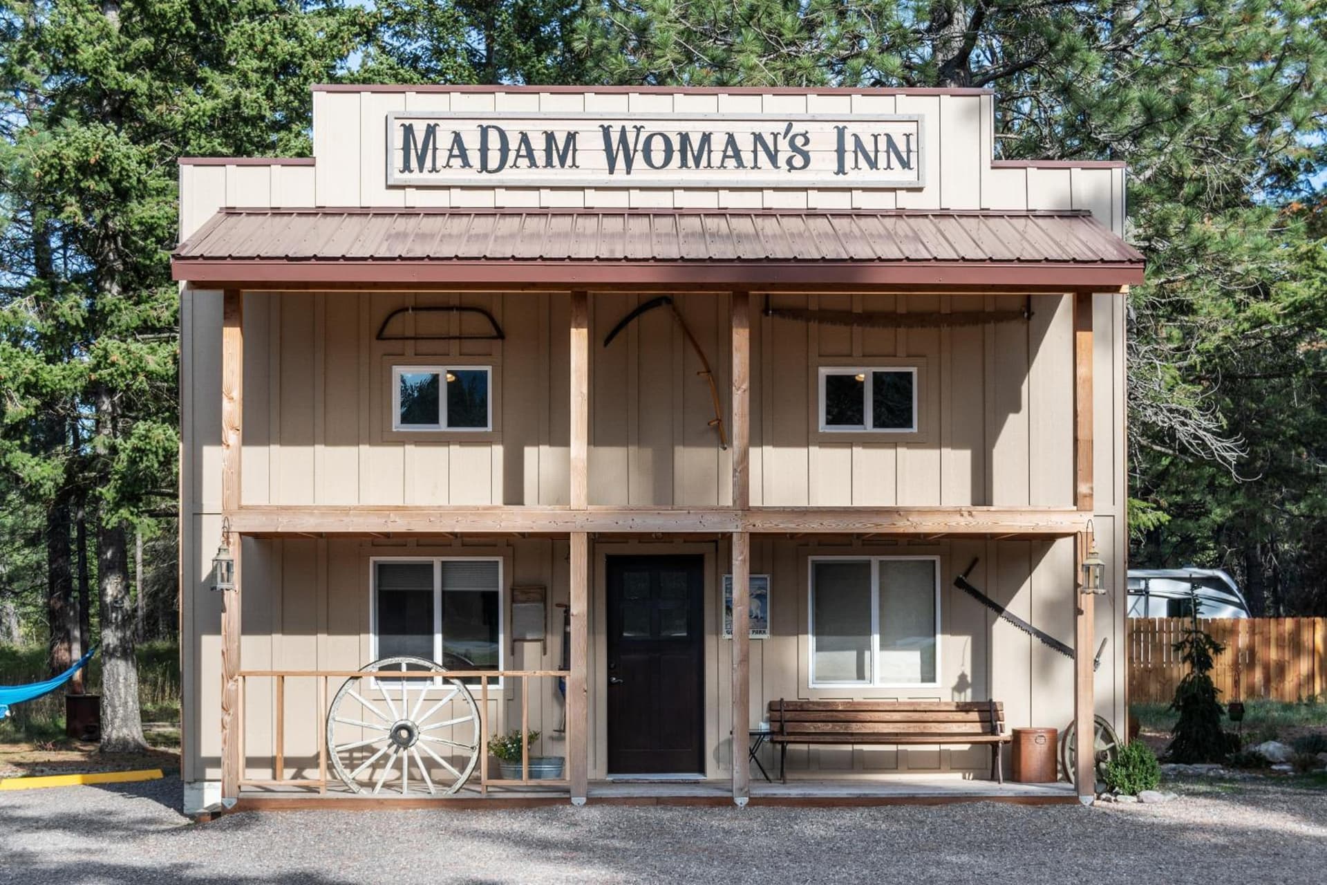 Fort Williamson Glacier Vacation Rentals