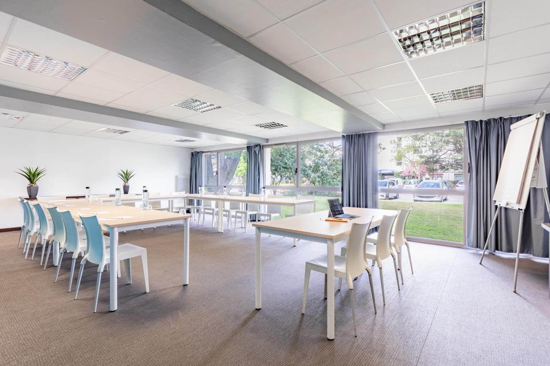 meeting & event spaces