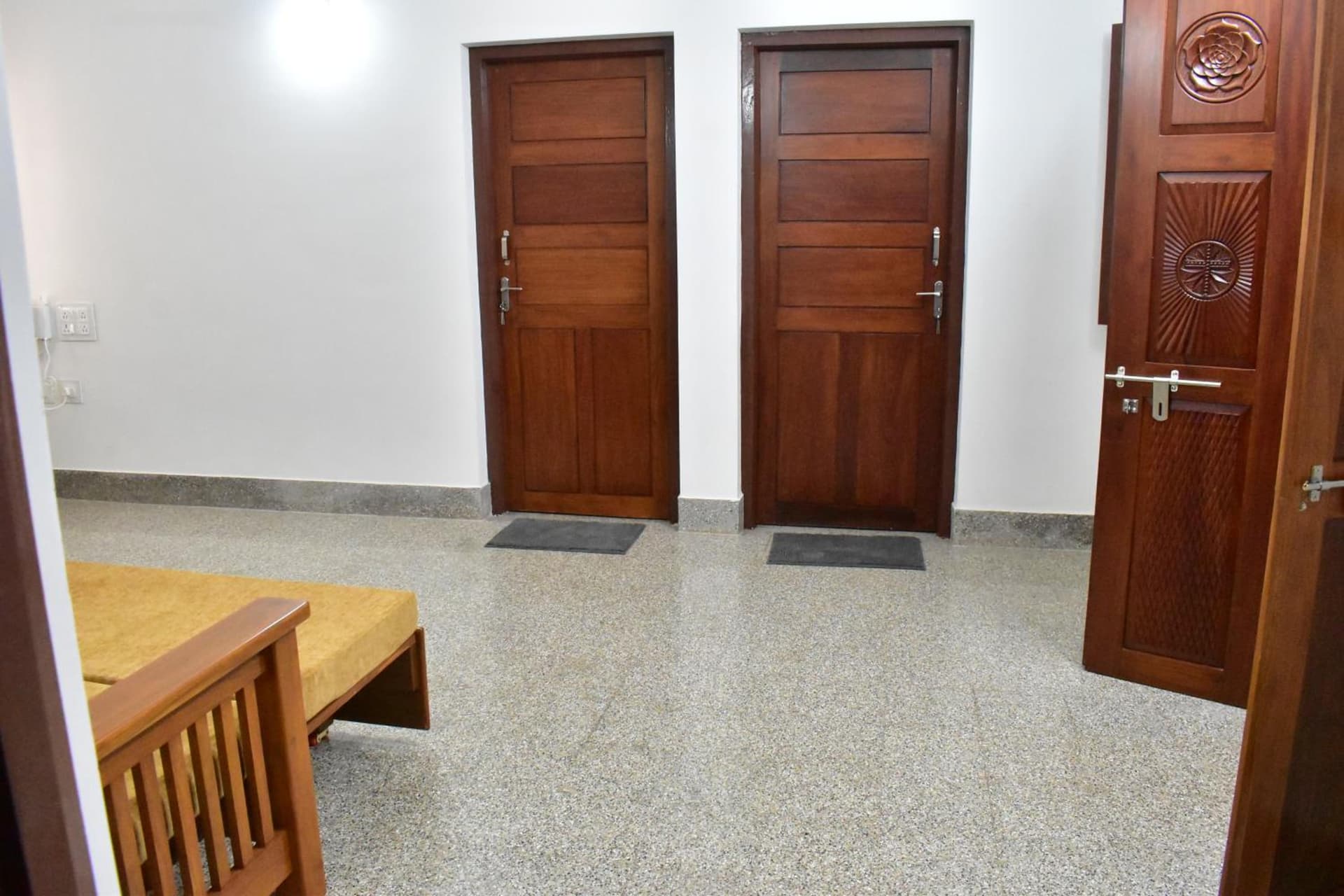 Glanwoods Inn - 2BHK Independent Private house in Mangalore - Pets allowed