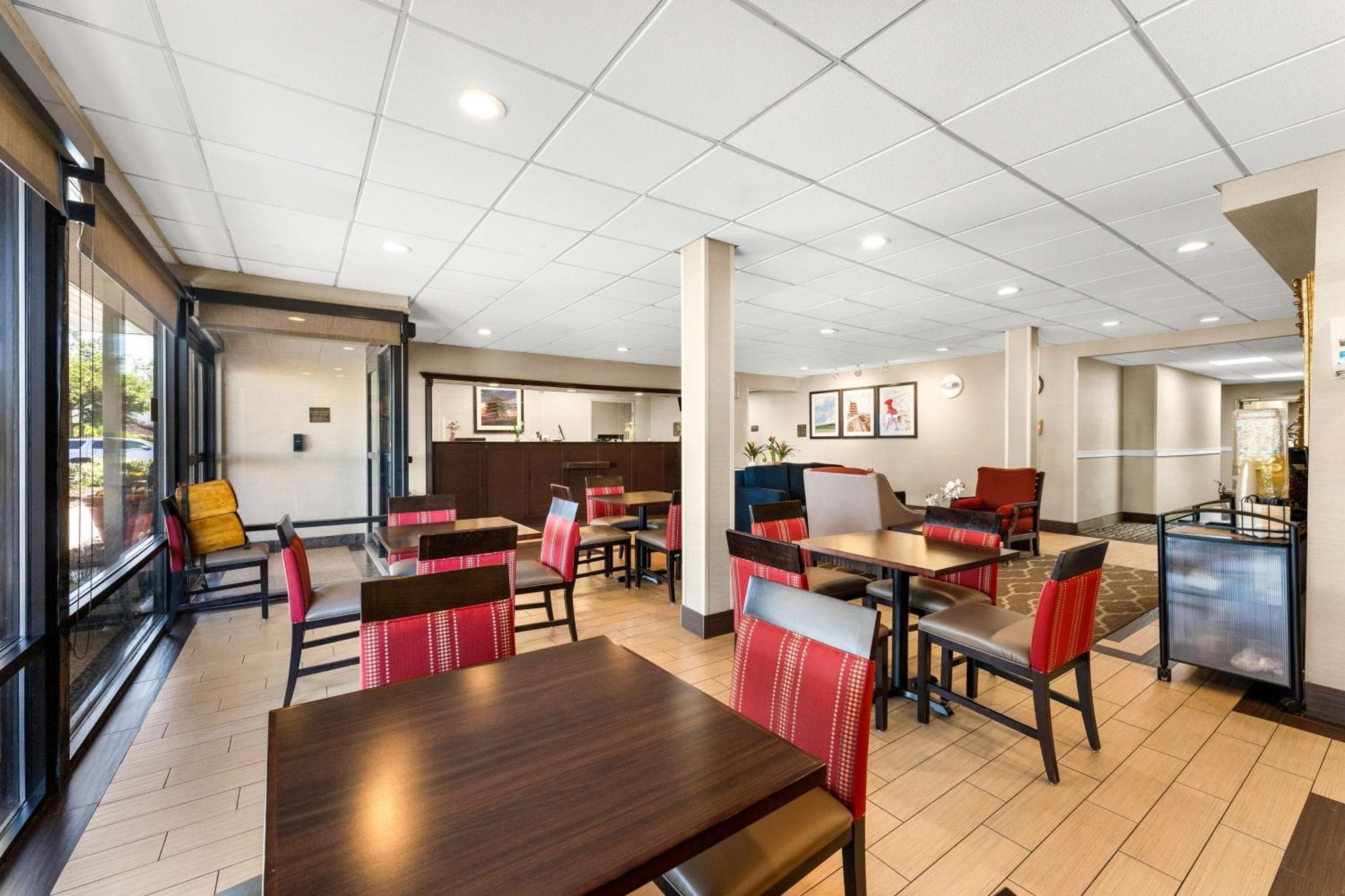 SureStay Plus by Best Western Reading North