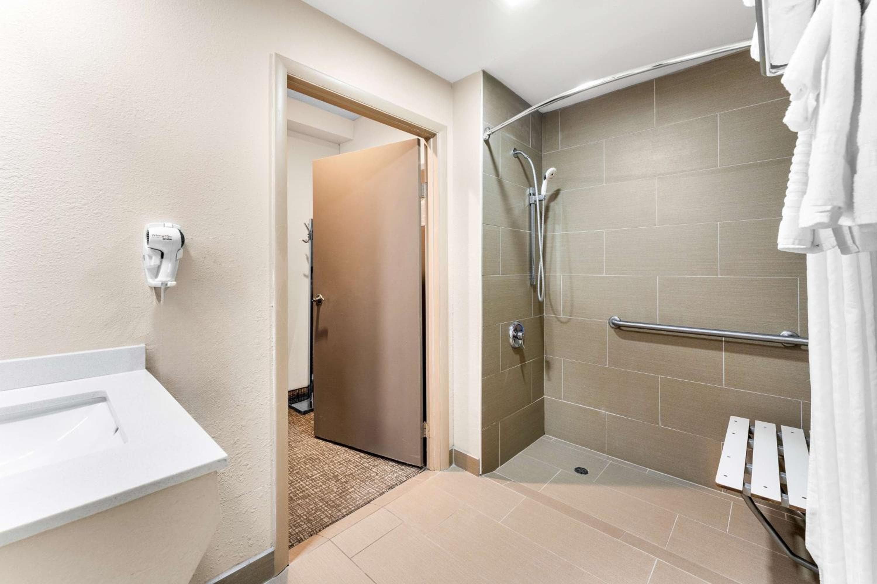 SureStay Plus by Best Western Reading North