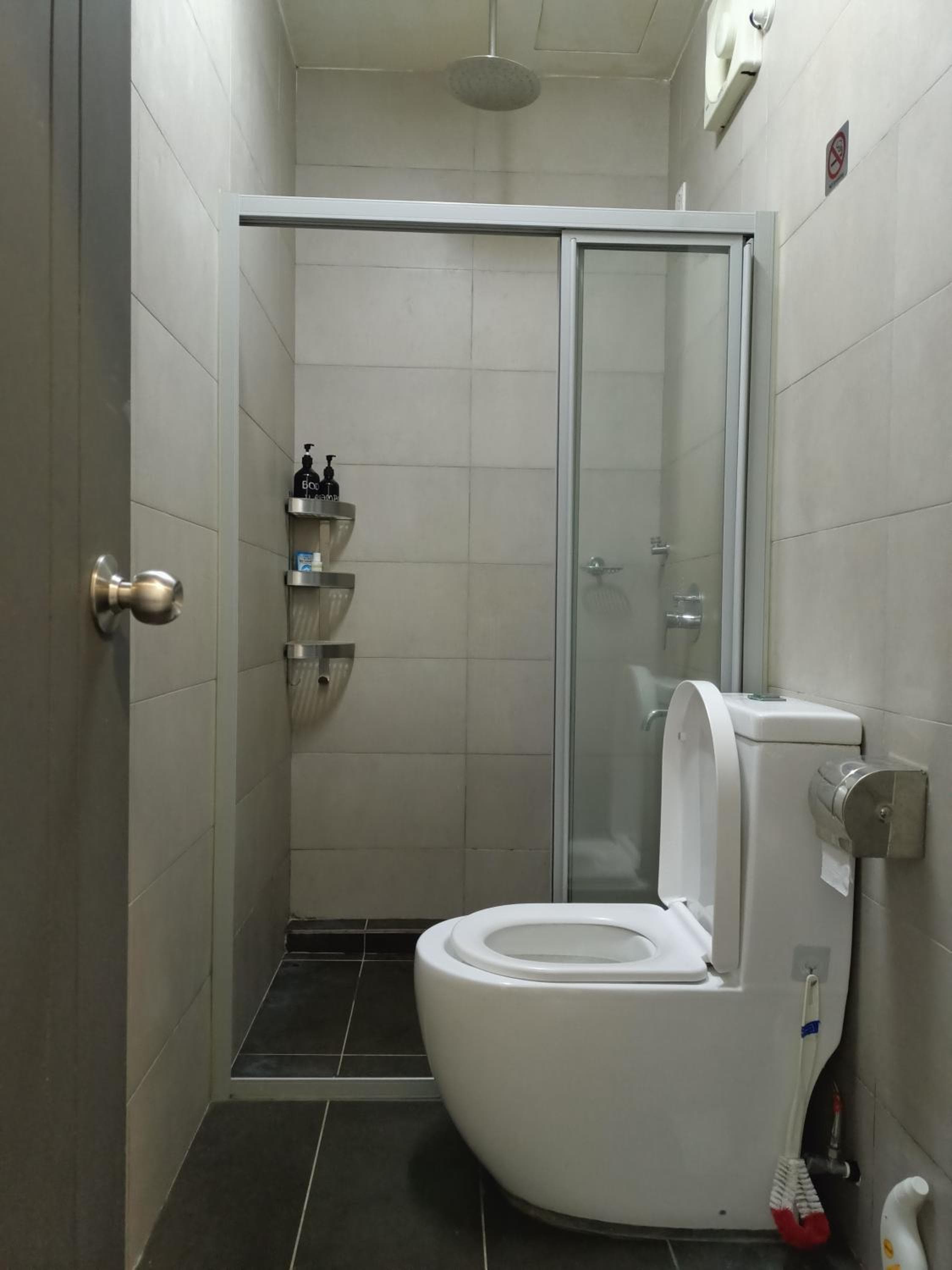 Studio 14 Vacation with Pool in Shah Alam City