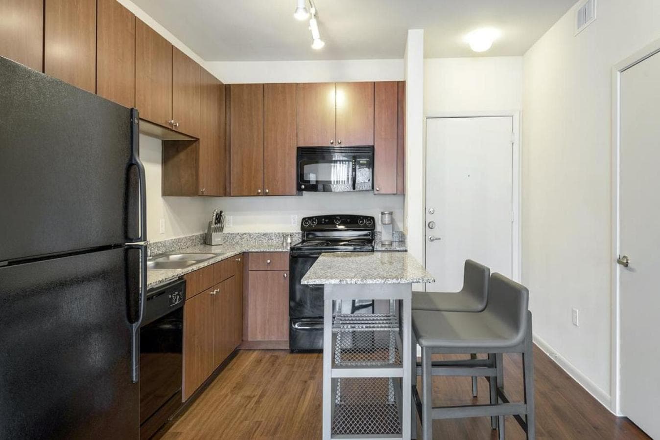 Landing at 99 Front - 1 Bedroom in Downtown Memphis