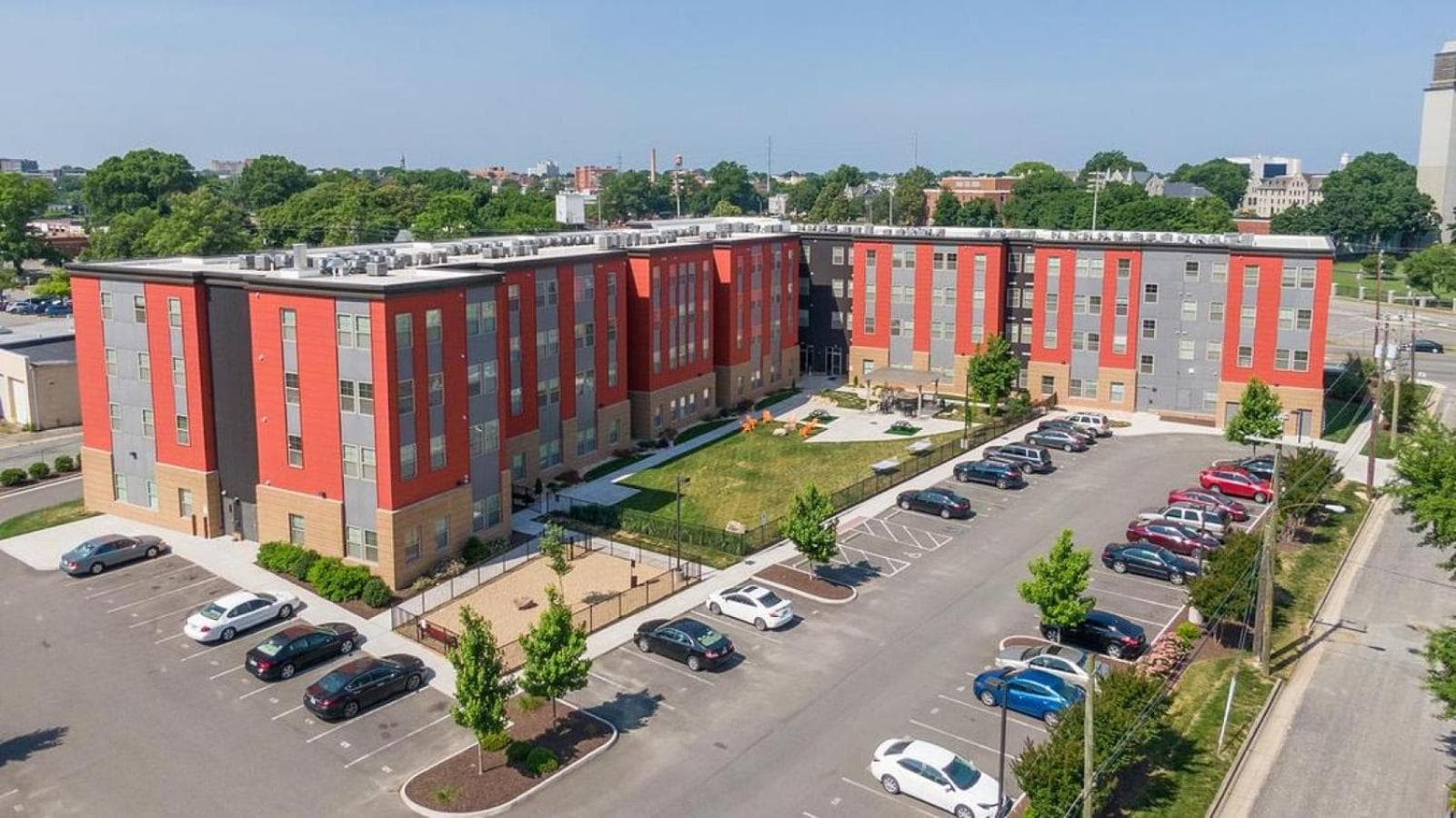 Landing at AP The Spectrum Apartments - 1 Bedroom in Chamberlayne Industrial Center