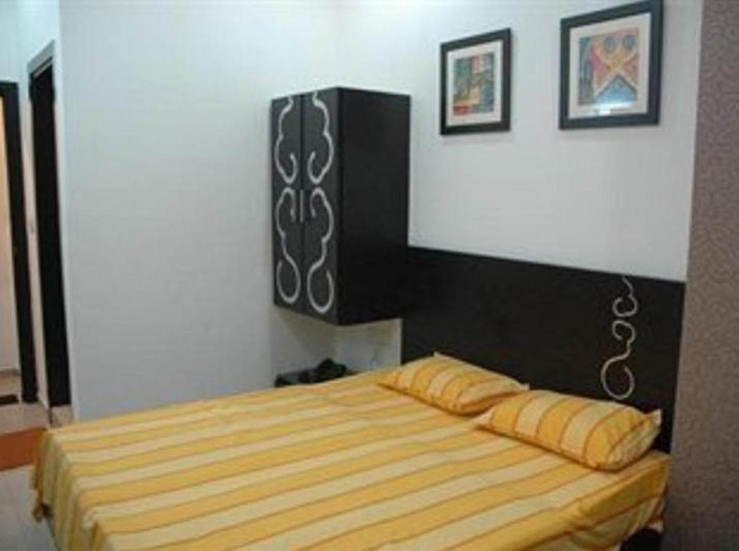 Hotel Chanchal Continental - New Delhi City Centre