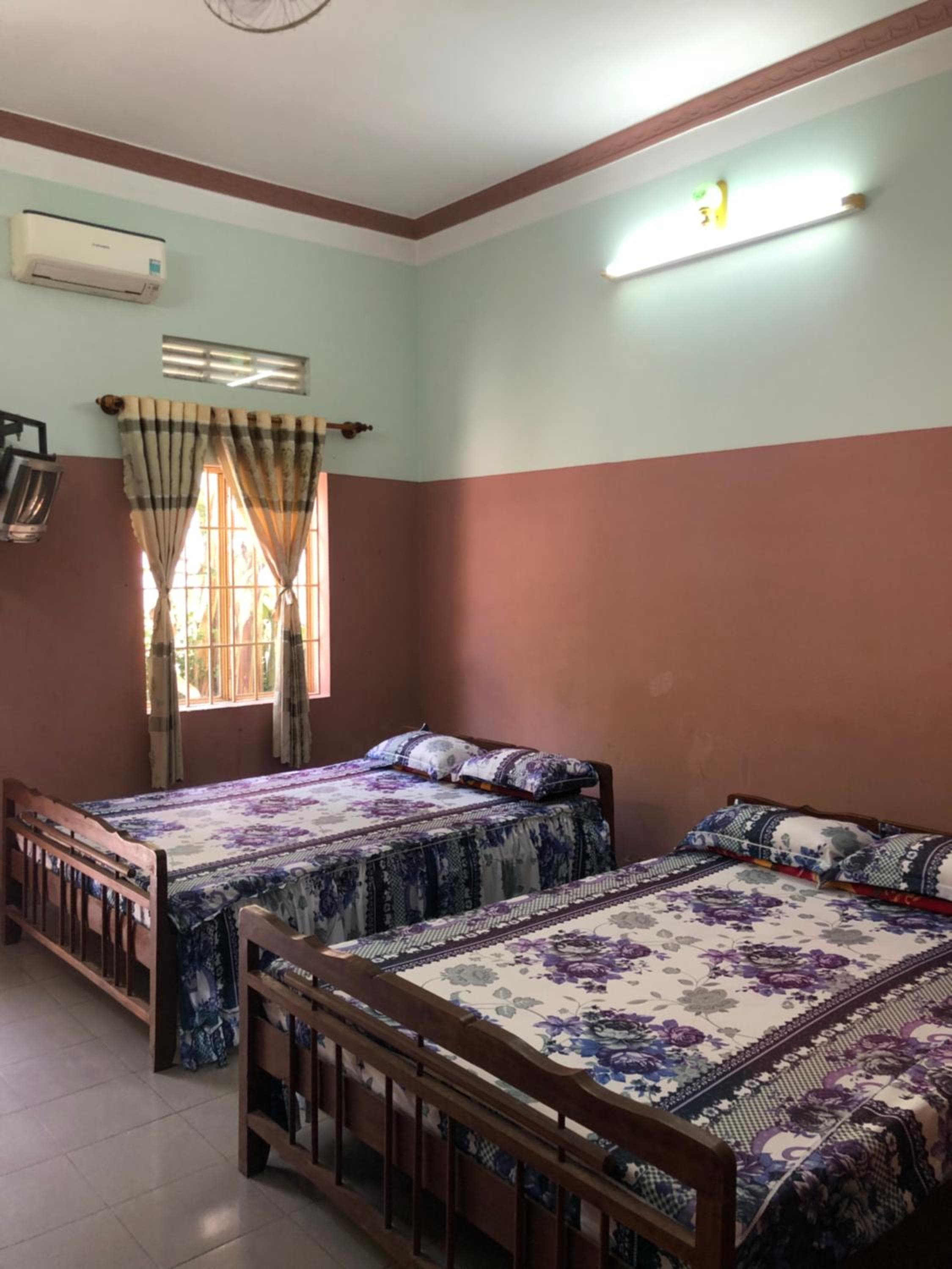 Nhà nghỉ Mỹ Hà