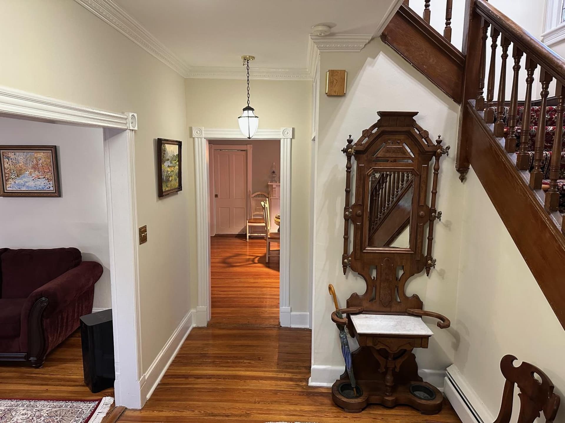 Inn on Fox Meadow - Spacious Victorian Inn