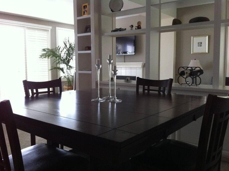 Laguna Condo w/ Pool/Jacuzzi and Attached Garage