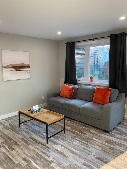 ENTIRE 1 BEDROOM APARTMENT DOWNTOWN - u5