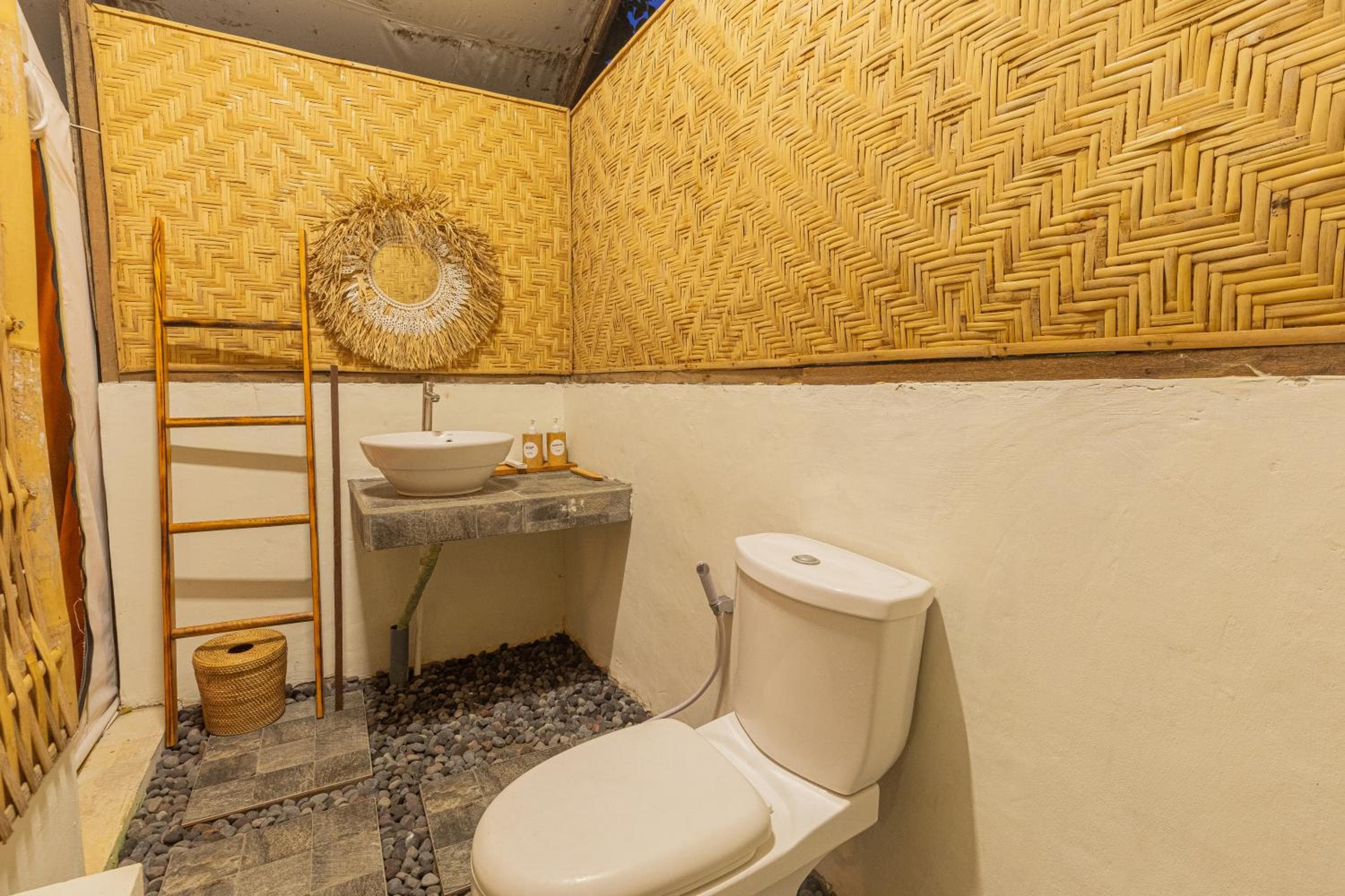 Camani Glamping