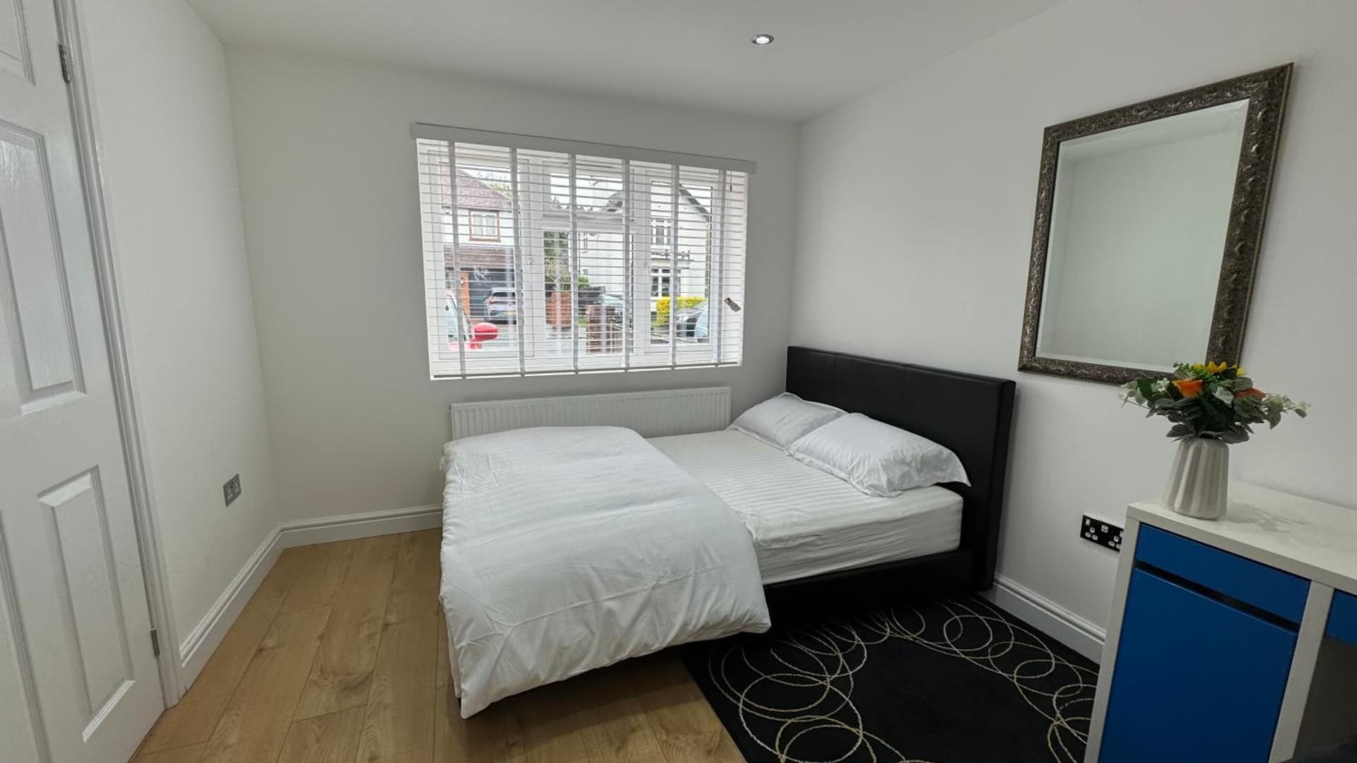 Room with en-suite facilities