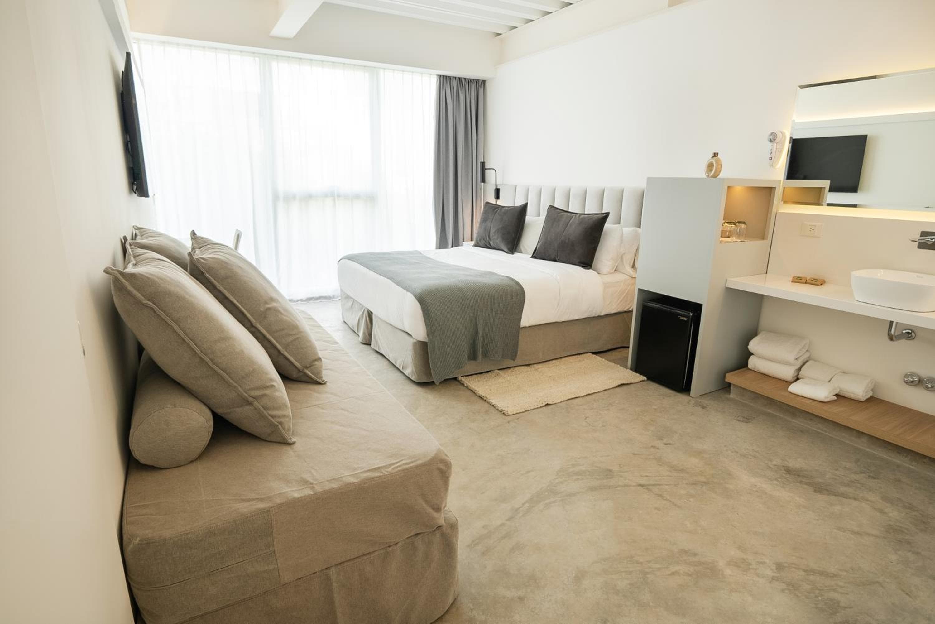 Vain Boutique Hotel