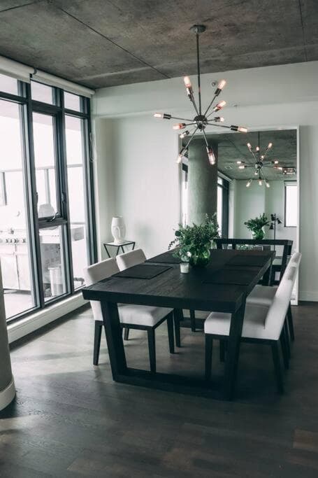 *Sky Palace* with Views, Balcony, & Outdoor Pool