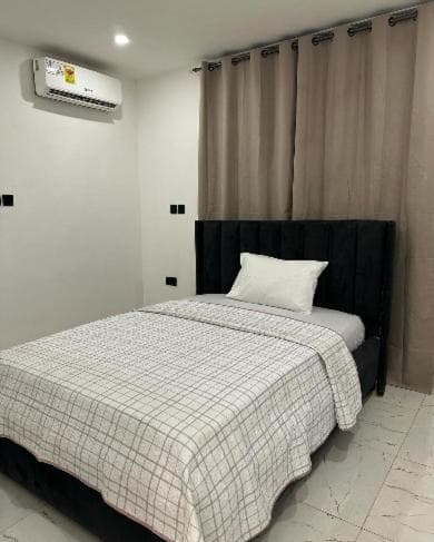 REOs Smart Haven with Pool