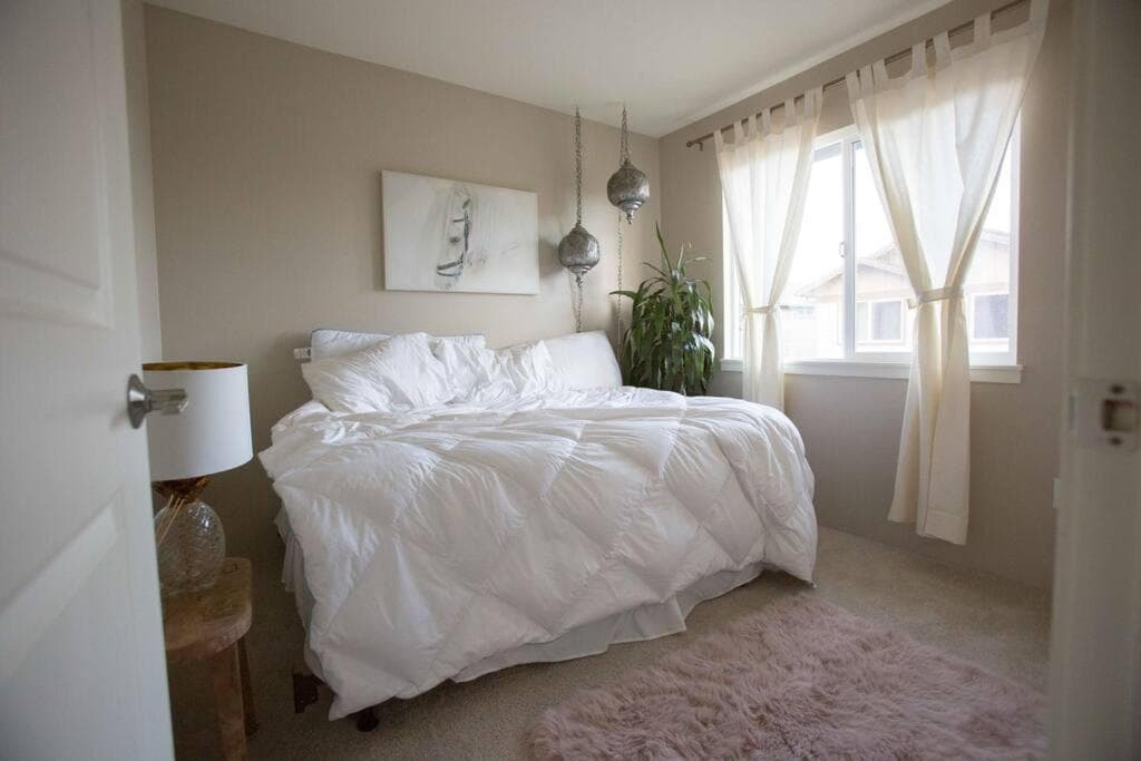 Golf Course View Home- 2 Bed and 2.5 Bathrooms