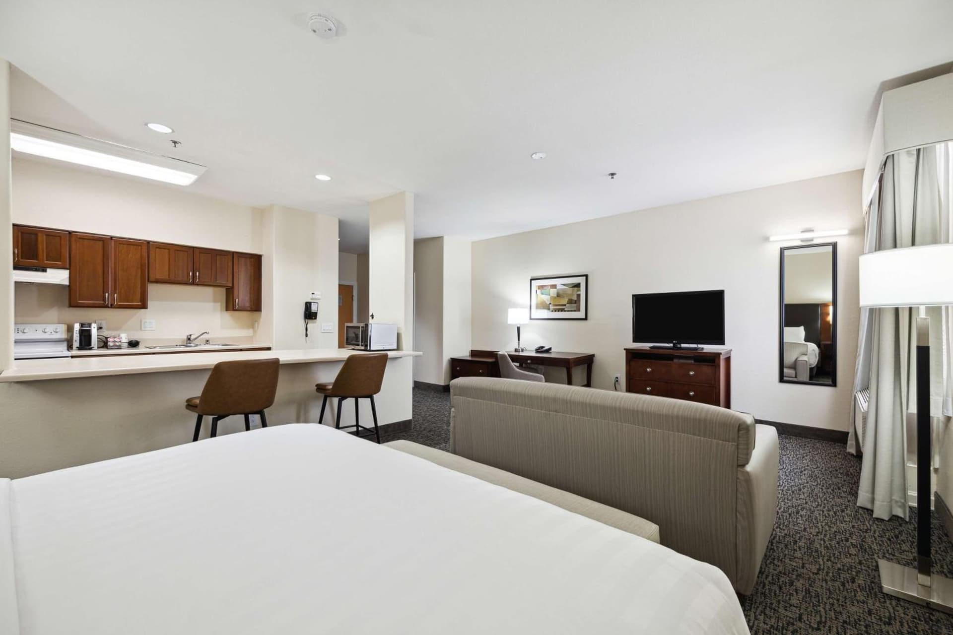 Best Western Plus Downtown Inn & Suites