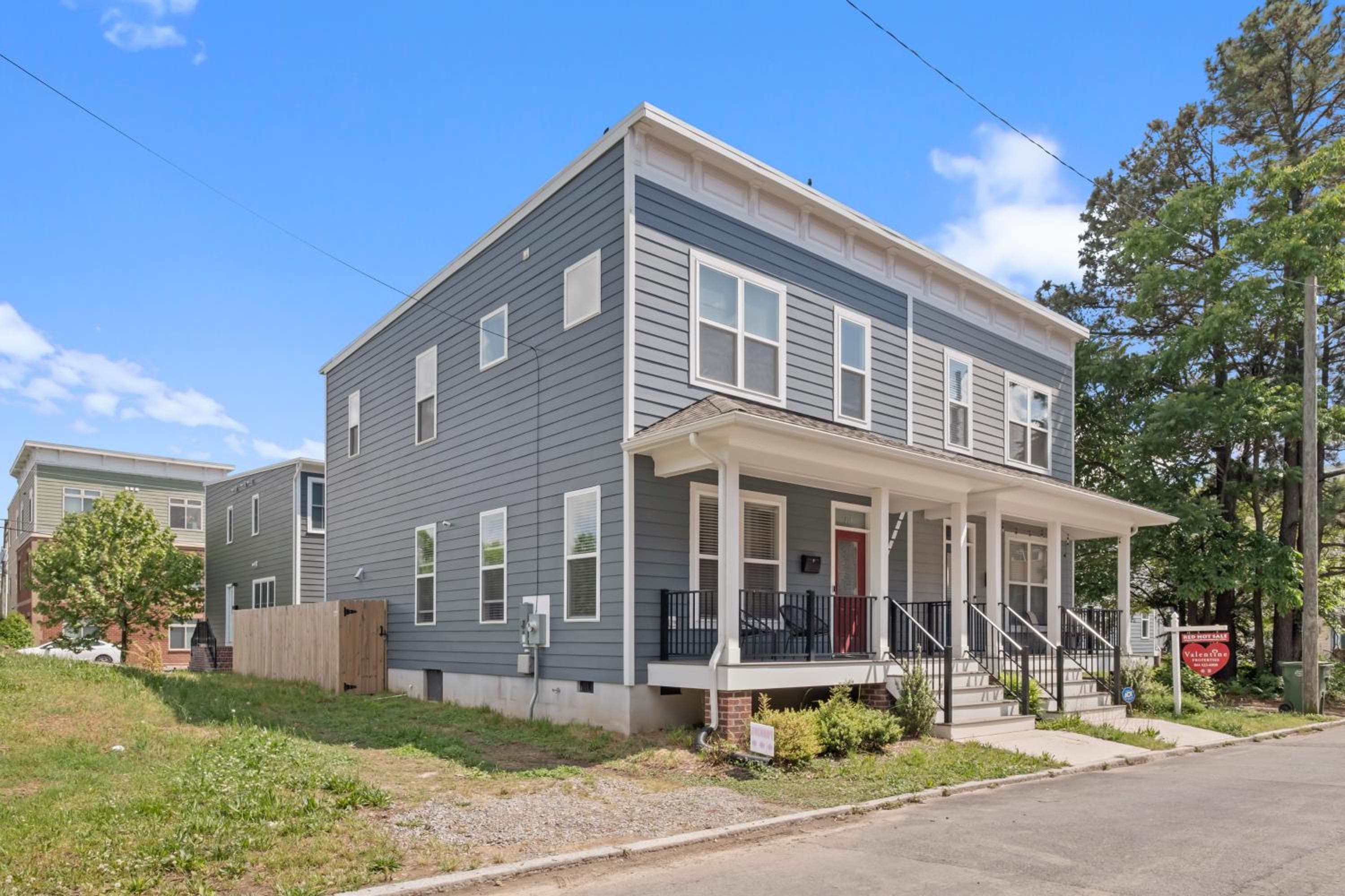 Richmond Gem, Free Parking, Quiet, Fenced,Walkable