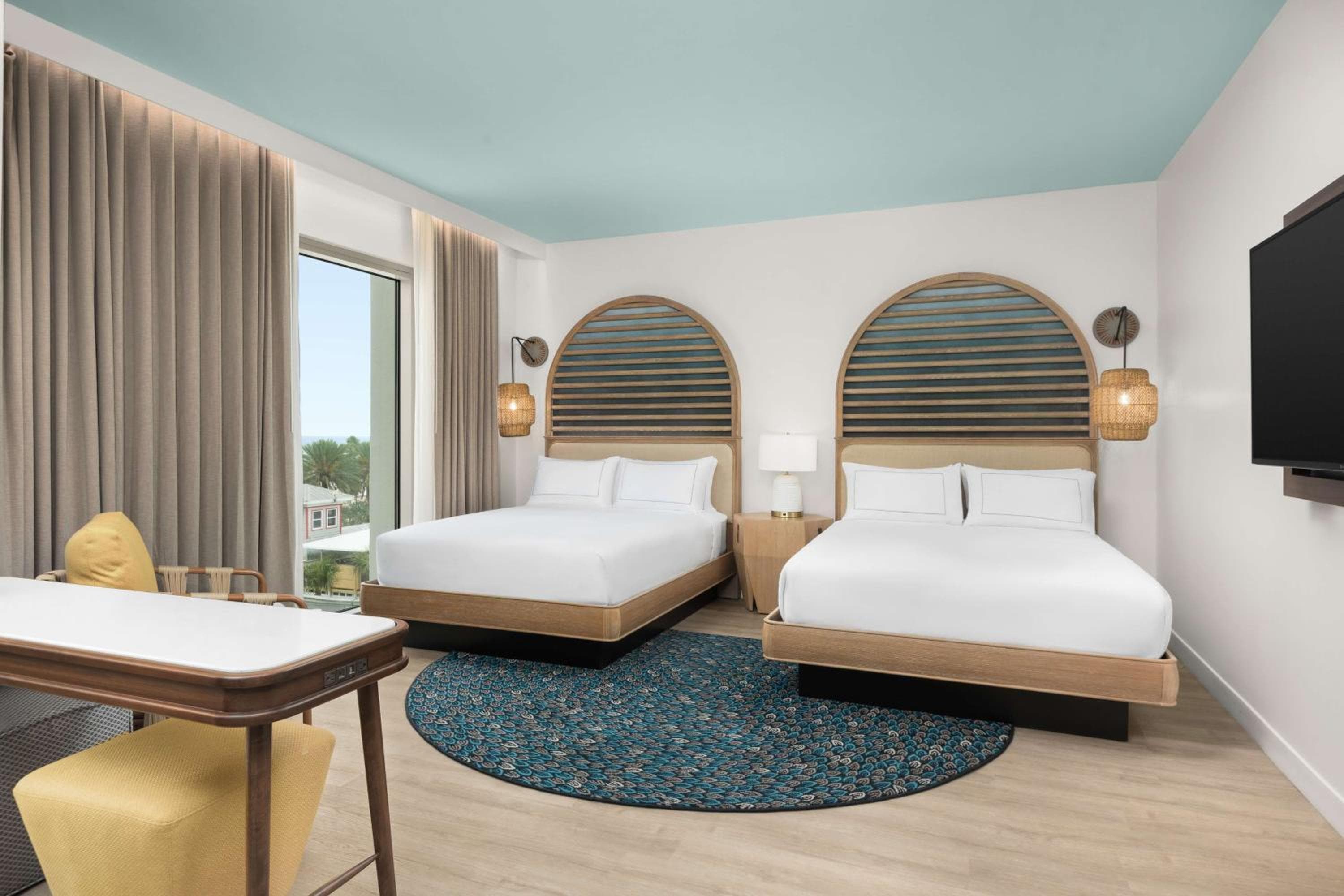 The Hiatus Clearwater Beach, Curio Collection By Hilton