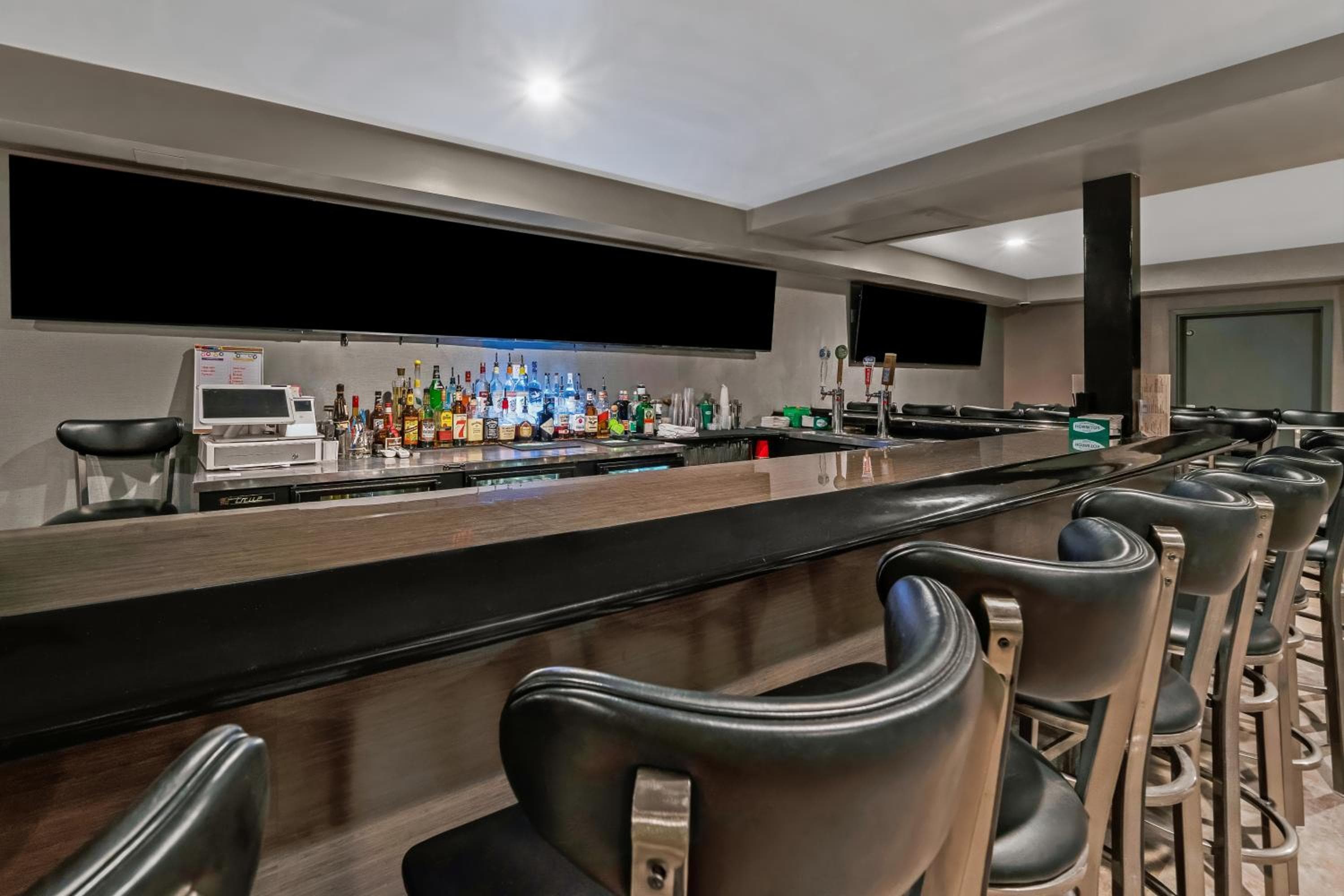 Americas Best Value Inn Foxboro
