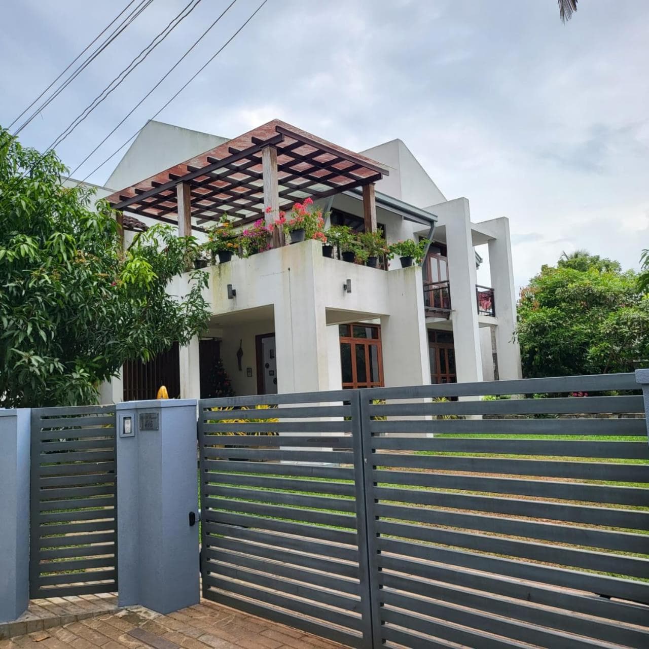Quin Villa